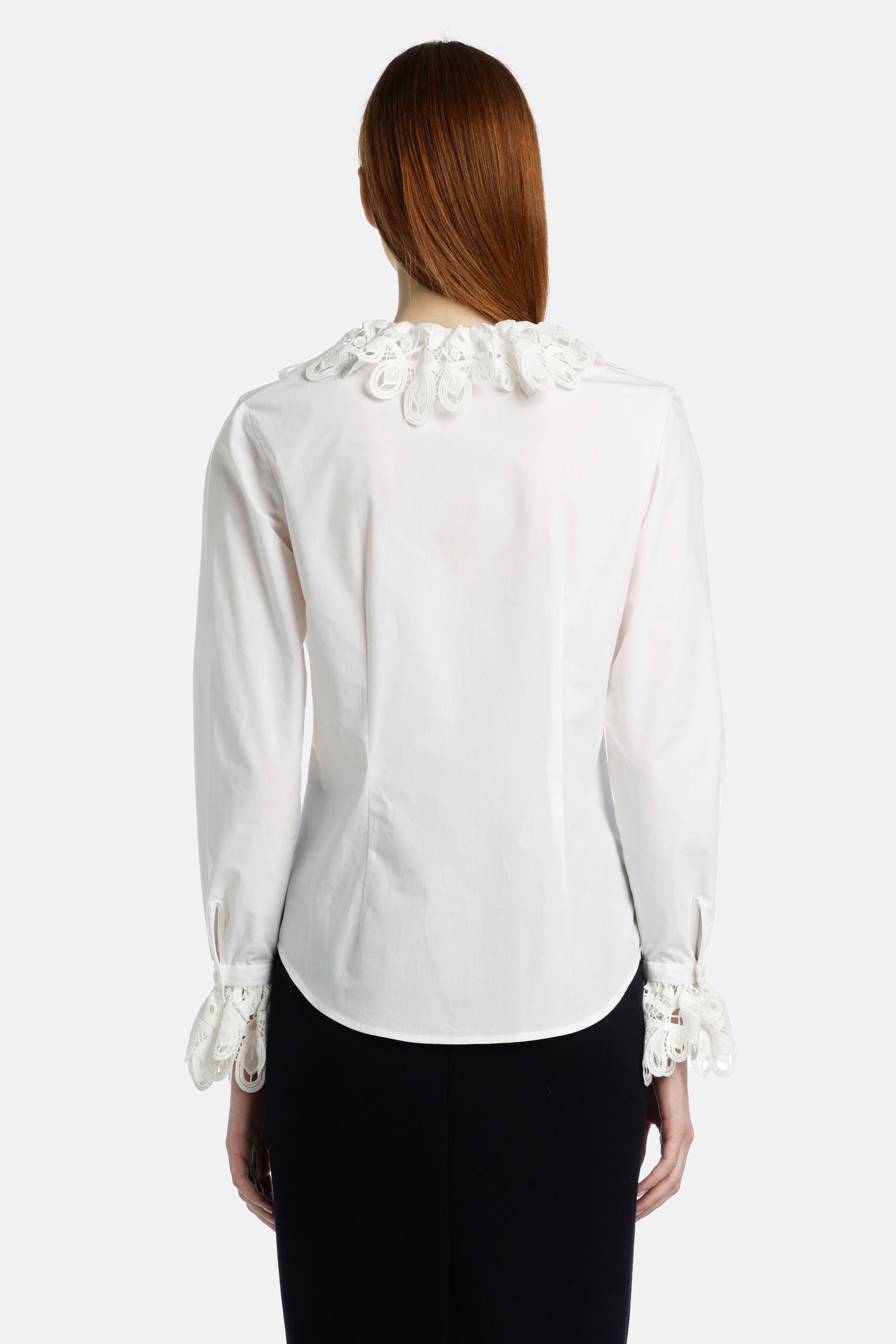 Luisa Spagnoli_Bolletta - Blouse with Lace Details_BOLLETTA_0201_03