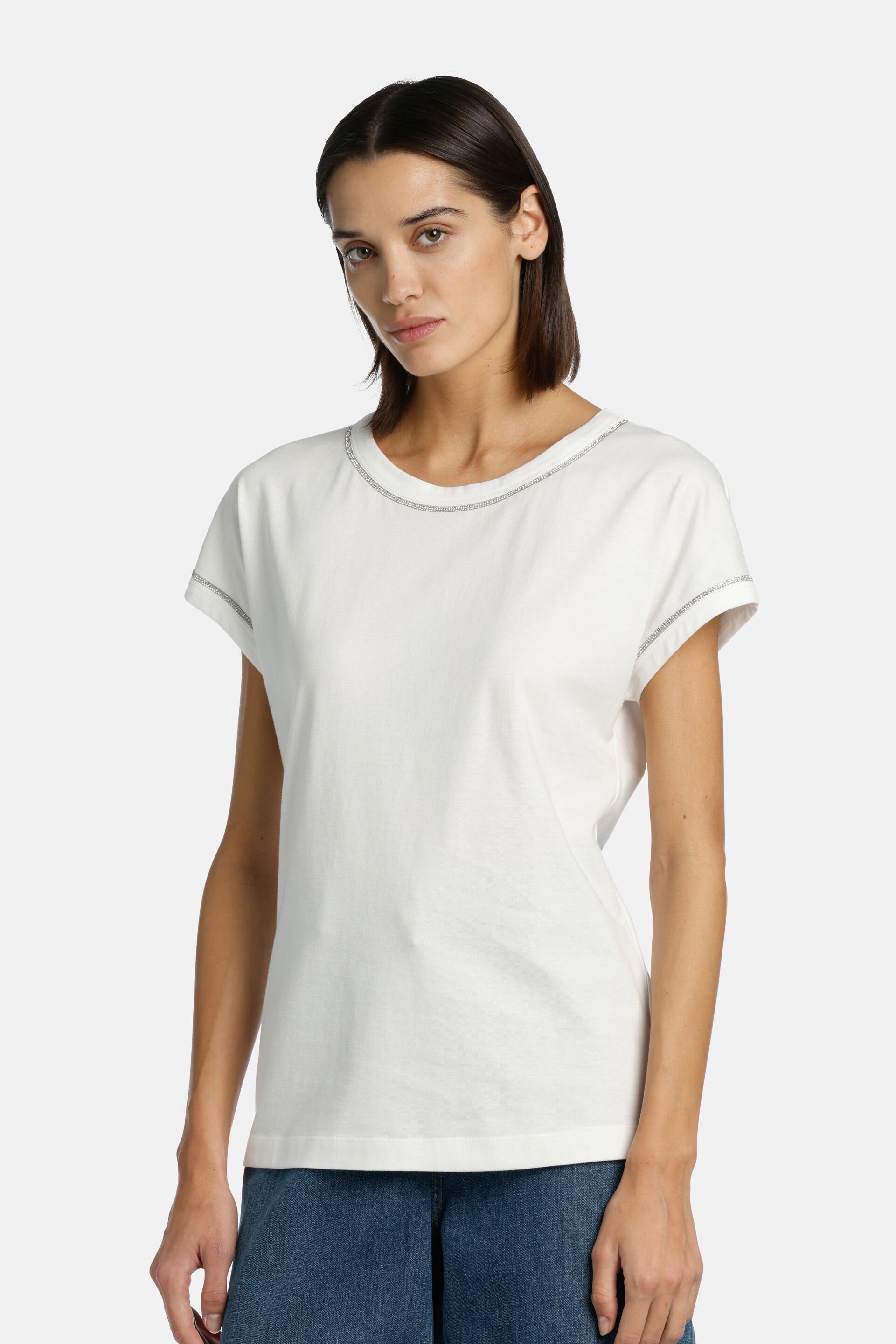 Luisa Spagnoli_Brescello - T-Shirt with Appliques_BRESCELLO_0202_03