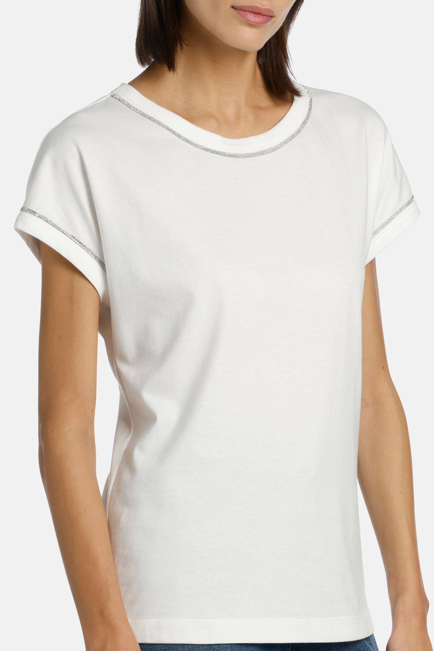 Luisa Spagnoli_Brescello - T-Shirt with Appliques_BRESCELLO_0202_04