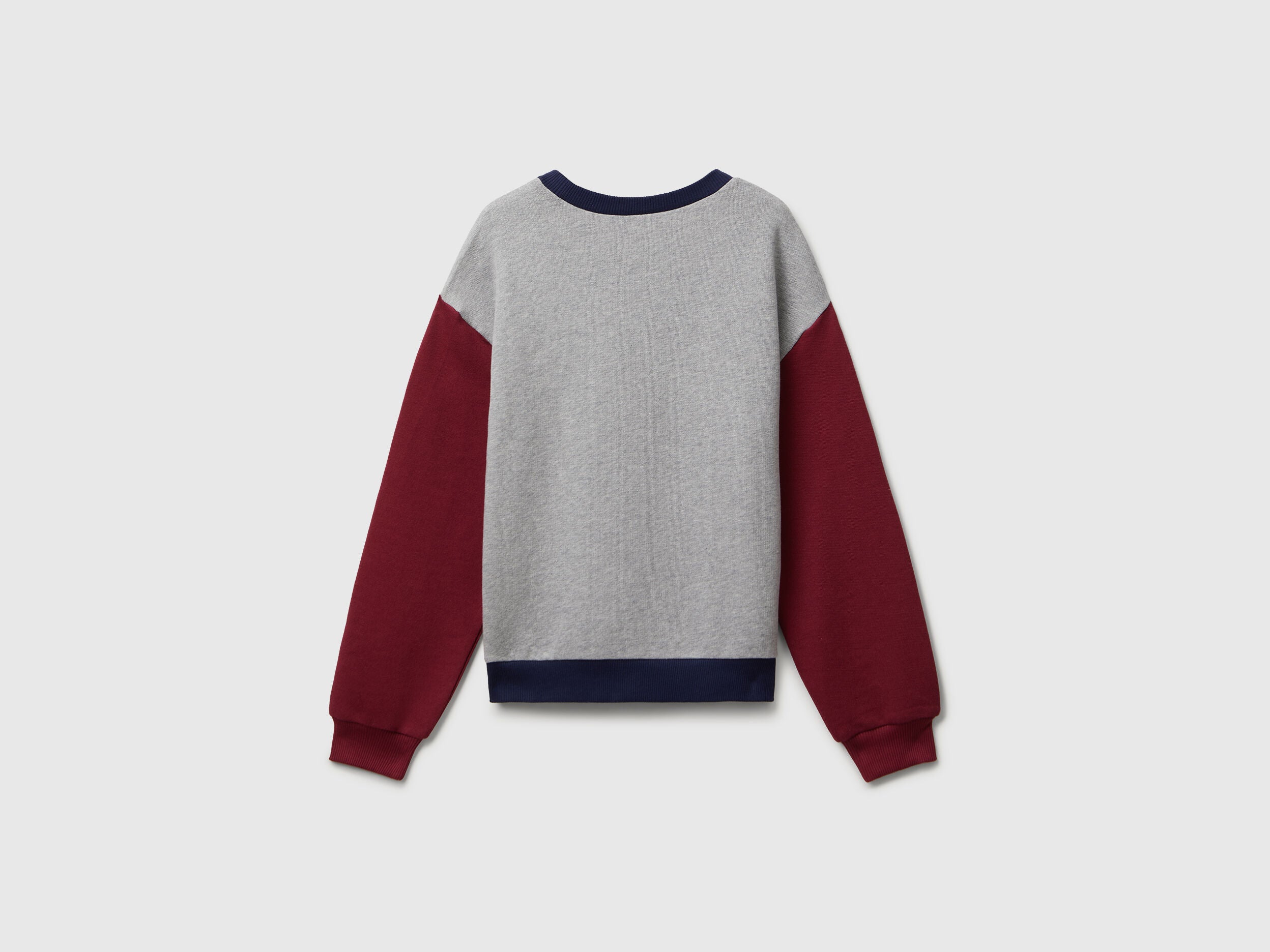 Benetton_Dark Blue_Tracksuit with Glittery Logo Print_C10Q0-CF02HS_903_03