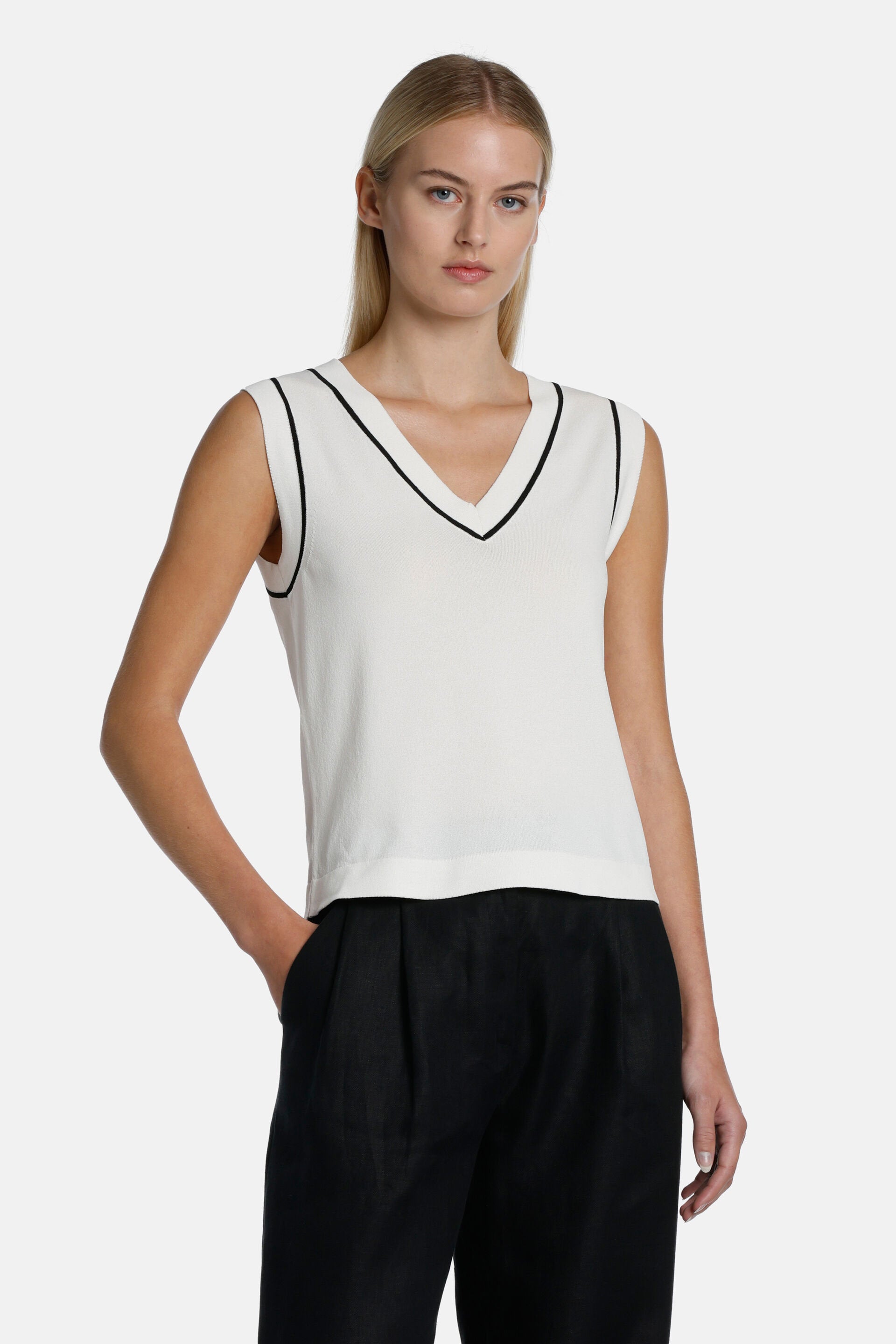 Luisa Spagnoli_Cardano Knit Top_CARDANO_0202 0101_01