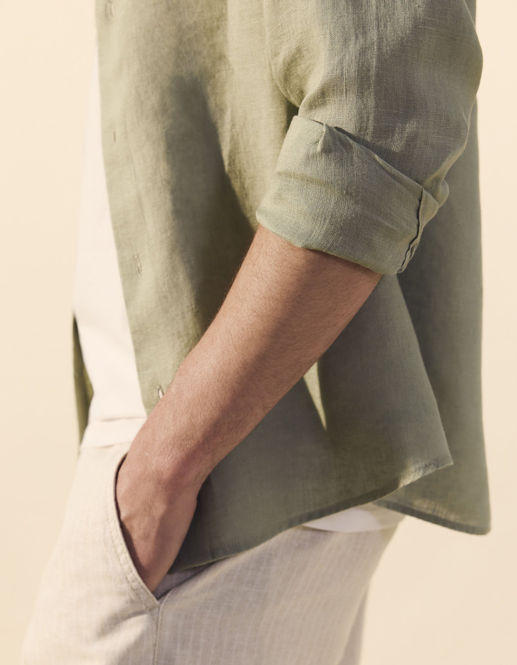 Celio_Sage Green Regular Shirt with Mao Collar 100% Linen_DAMAOLIN_VERT SAUGE_07