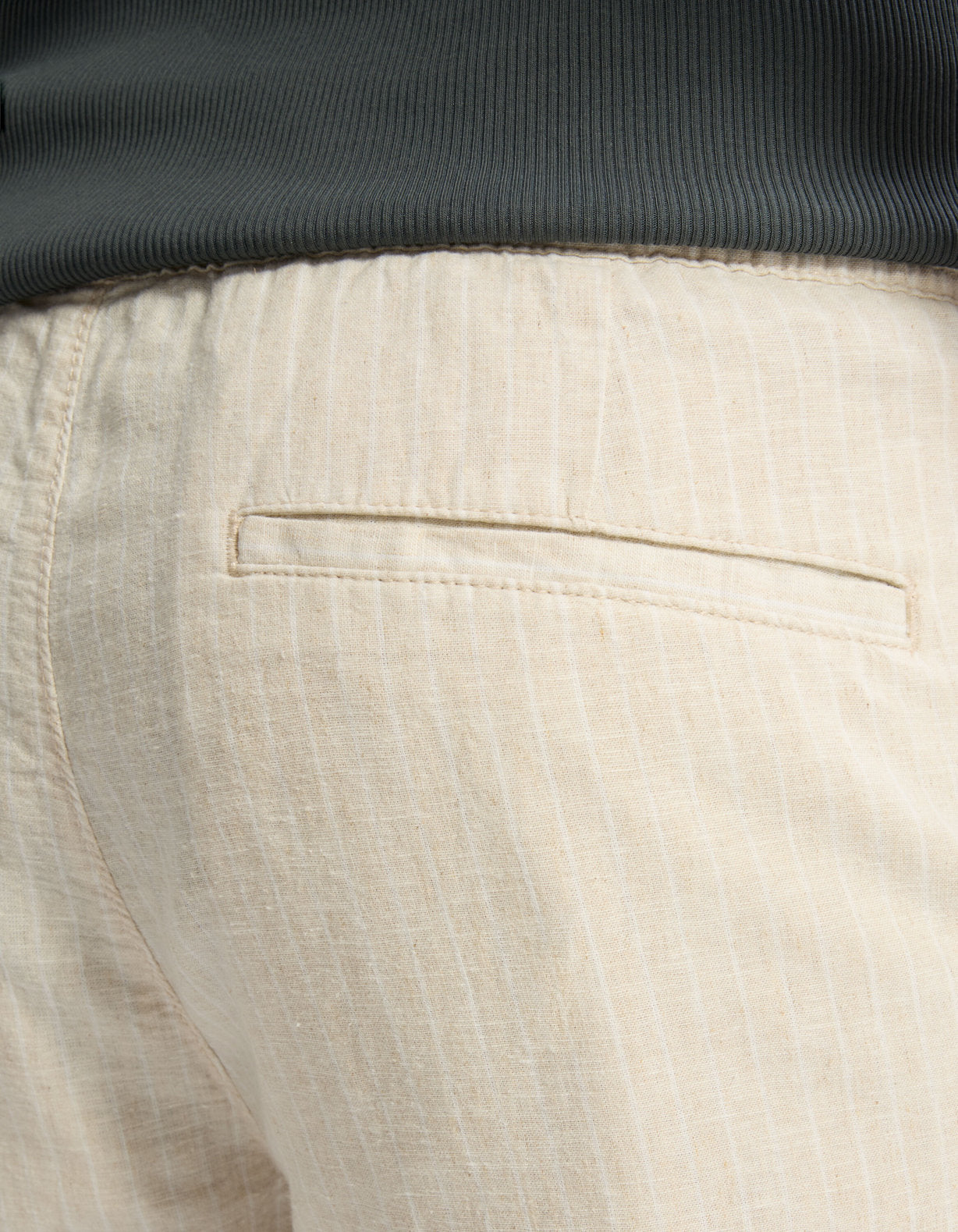 Celio_Beige Striped Linen and Cotton Bermuda_DOLINCOBMR_BEIGE_04