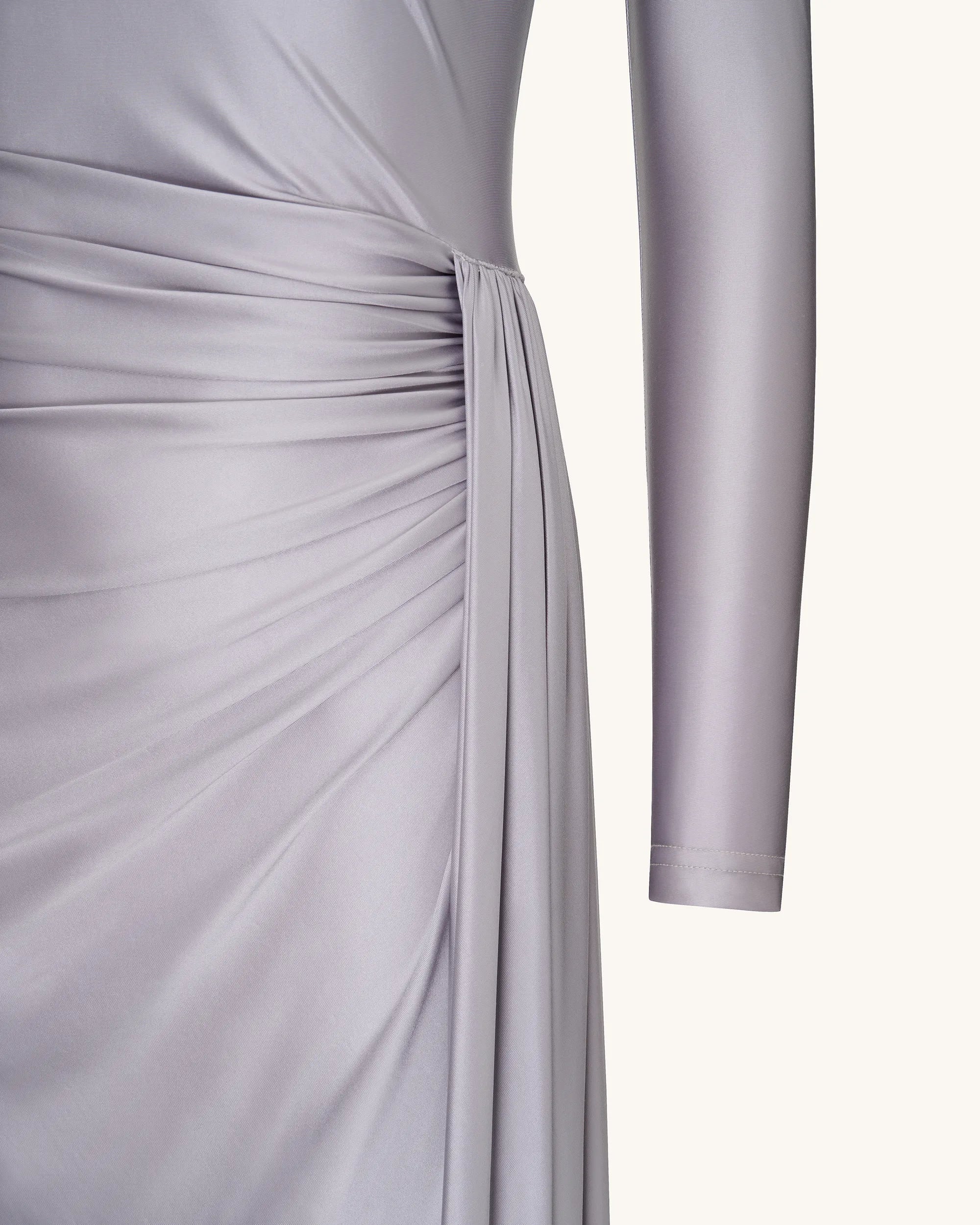 JW PEI_Silver_Amara Metallic Ruched Dress_DS289-9_Silver_06
