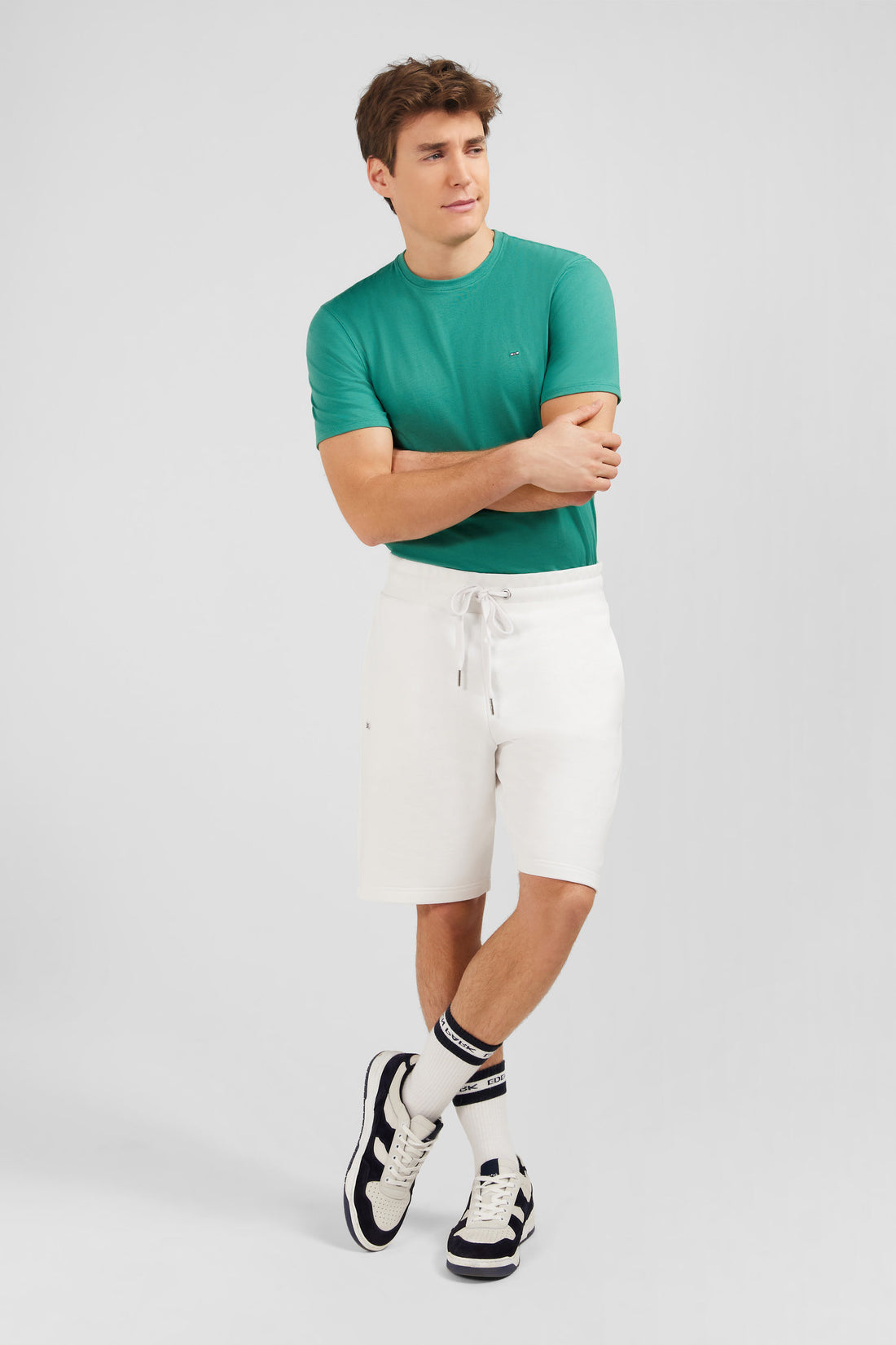 White Bermuda Shorts With Elasticated Waist_E24BASBE0003_BC_02