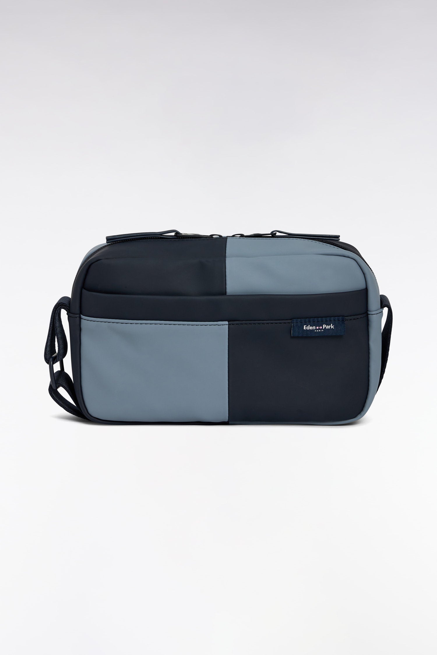 Eden Park_Camera Bag in Navy and Grey Barbarian Rubber_E25BAGBE0005_BLF_02