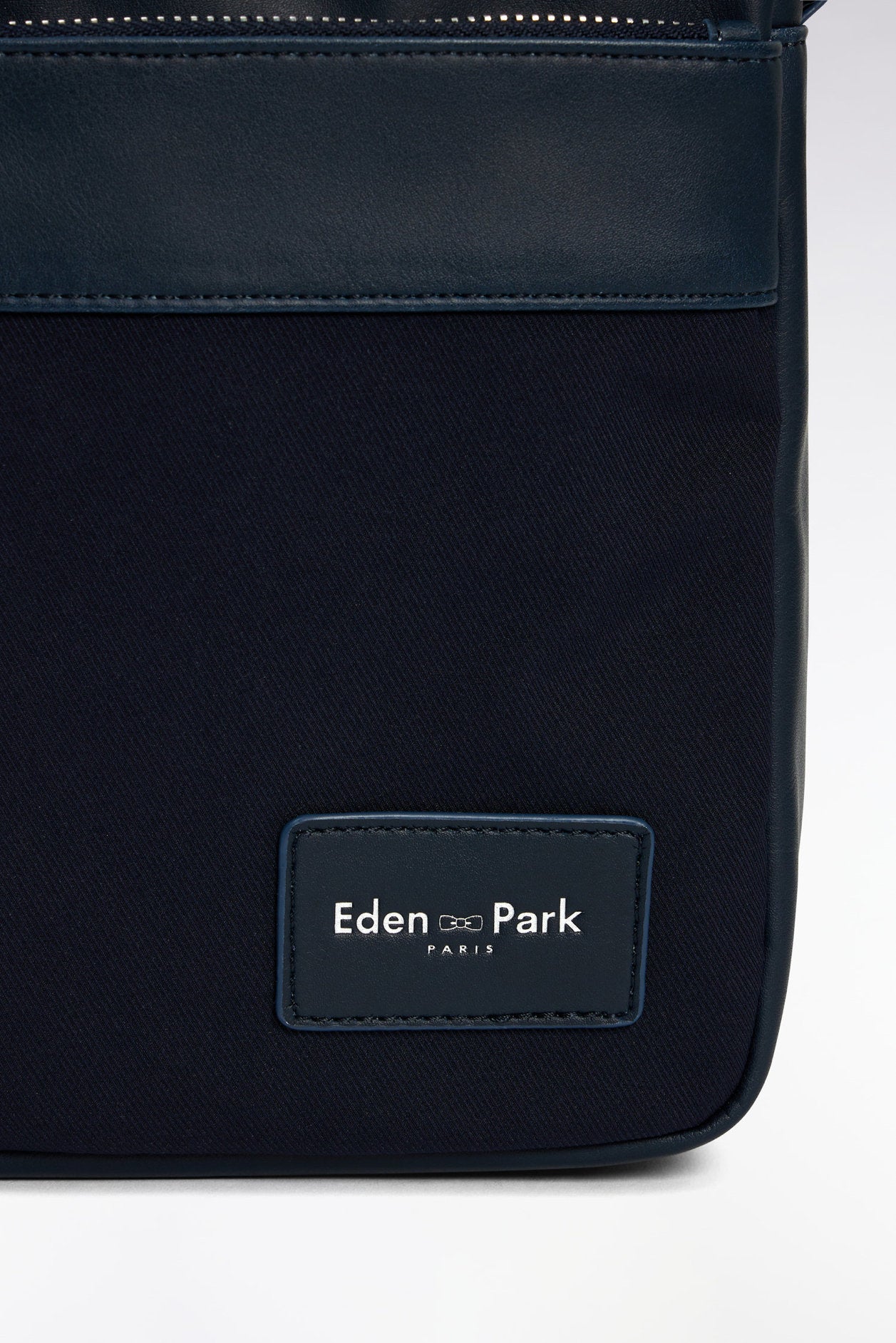 Eden Park_Black Canvas and Leather Messenger Bag_E25BAGBE0006_BLF_03