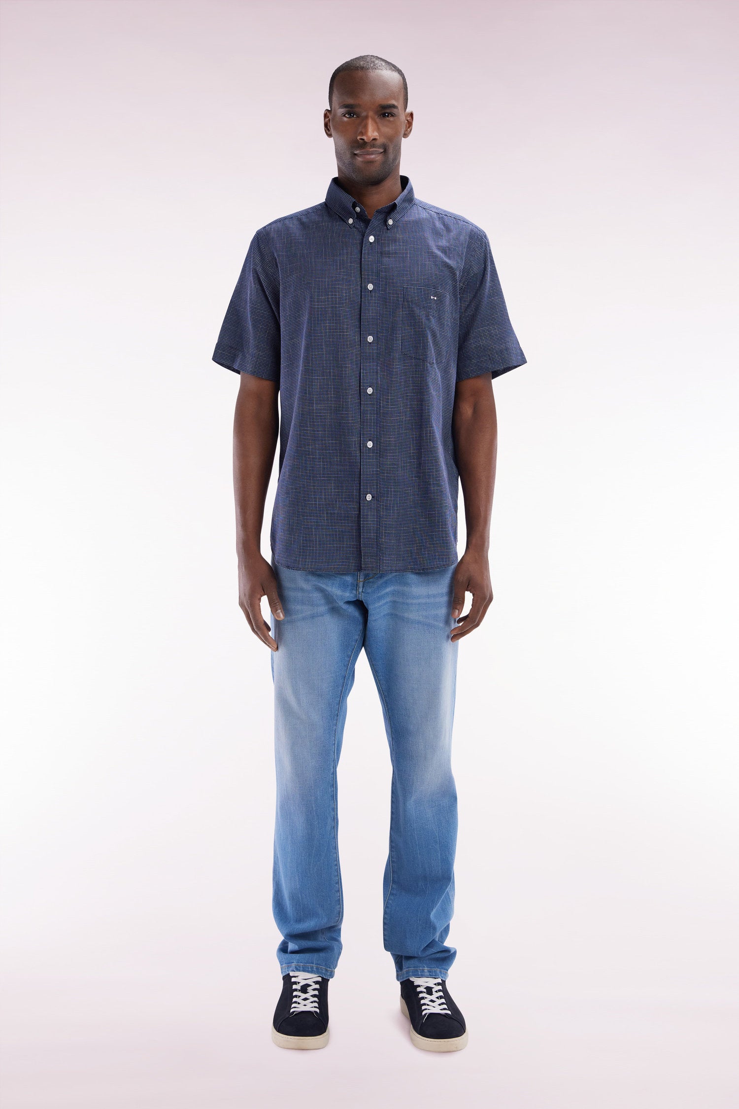 Eden Park_Straight-Fit Medium-Wash Stretch Denim 5-Pocket Jeans_E25BAS5P0003_BLM27_01