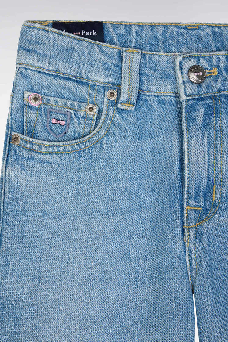 Eden Park_5-Pocket Jeans in Light Denim Straight Fit_E25BAS5P0036_BLM_02