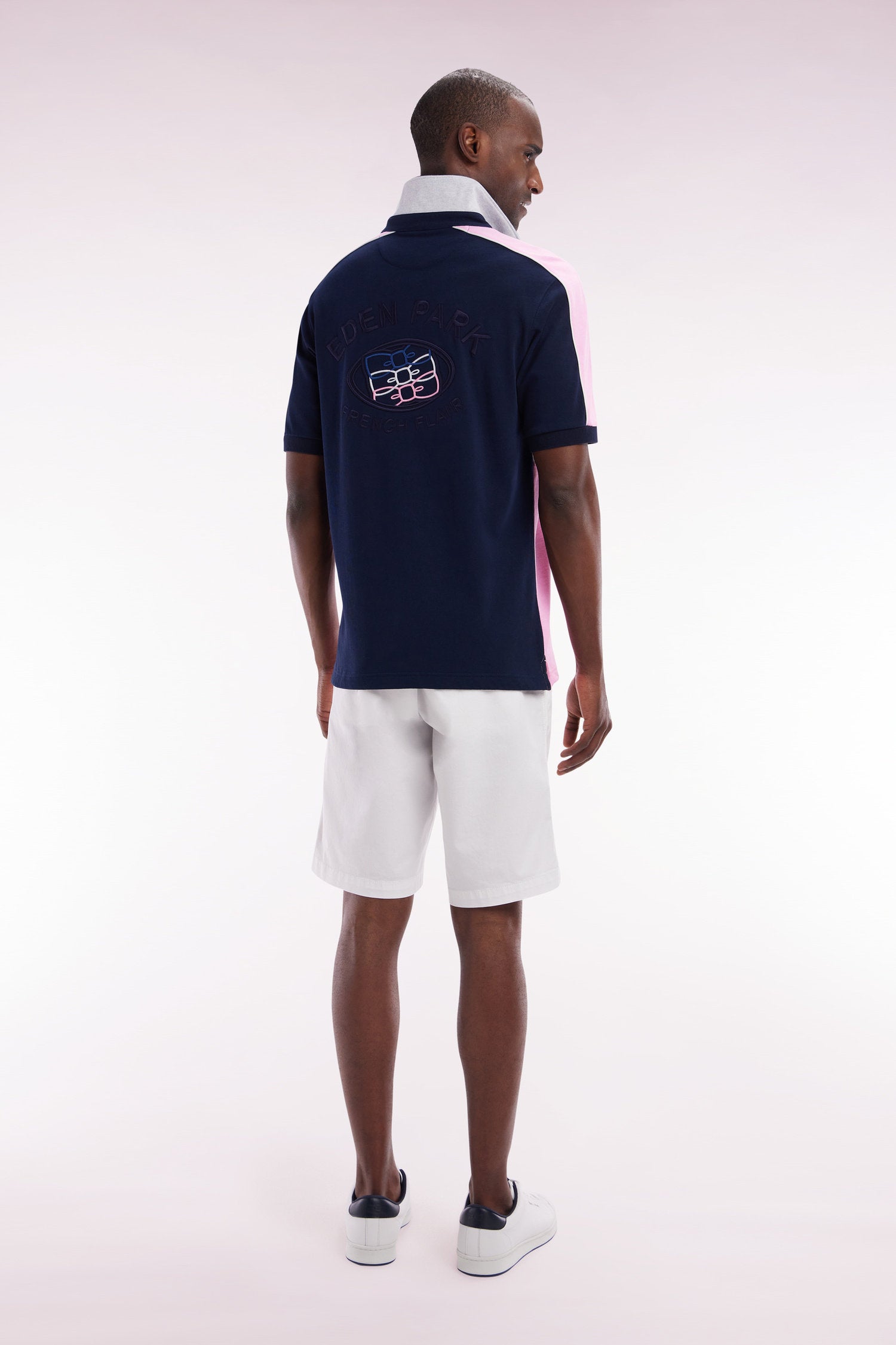 Eden Park_White Straight-Cut Stretch Cotton Chino Bermuda Shorts_E25BASBE0002_BC_04