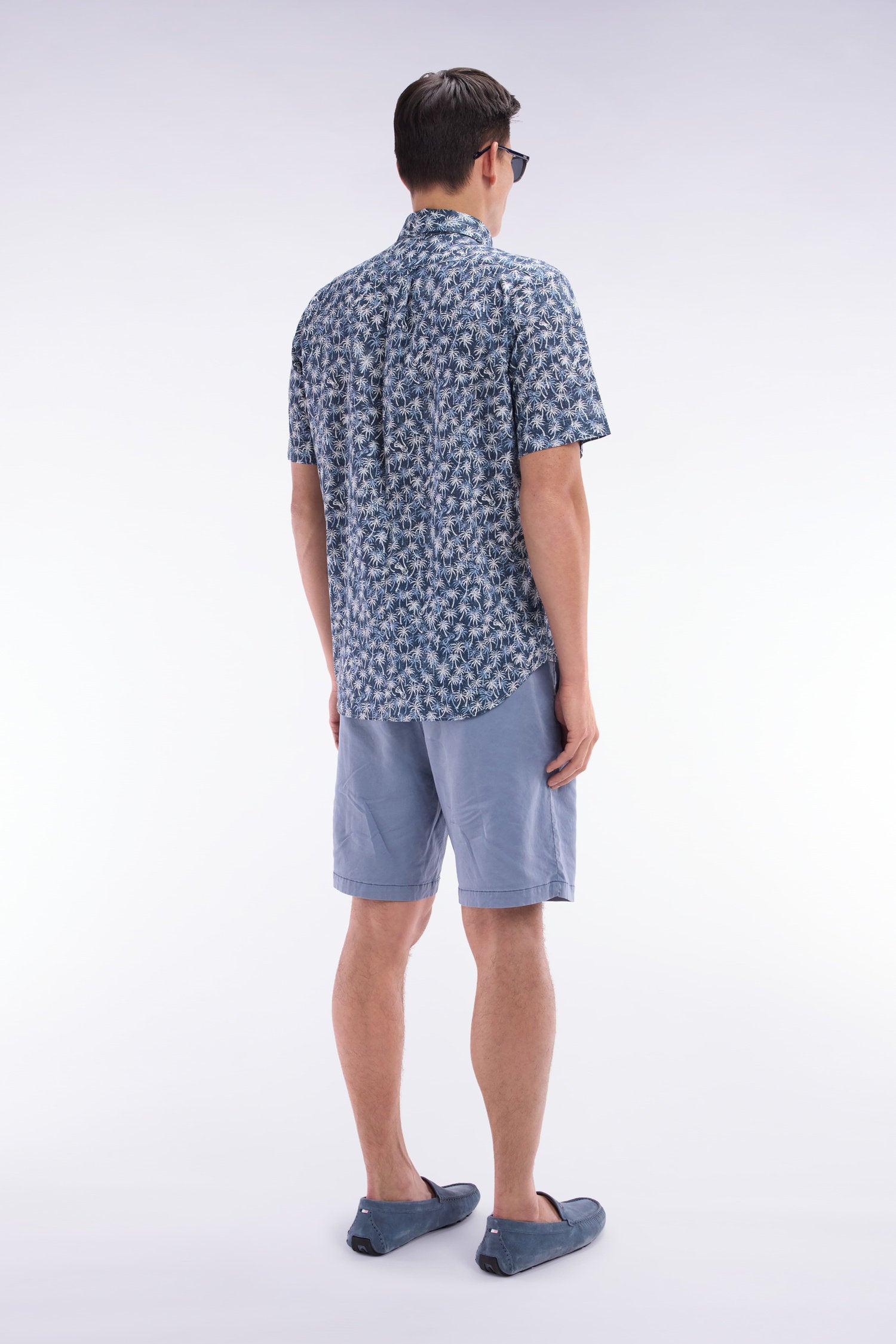 Eden Park_Elasticated Waistband Grey Bermuda Shorts in Lyocell and Stretch Cotton_E25BASBE0005_GRM12_04