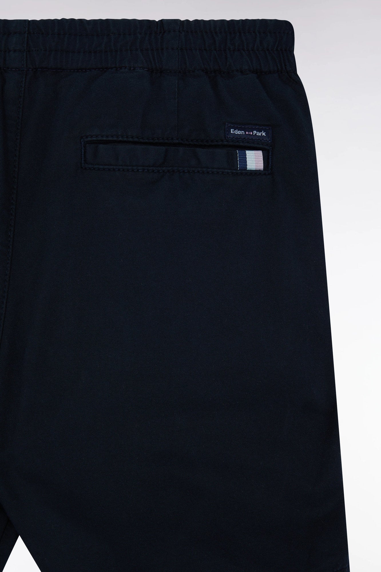 Eden Park_Navy Stretch Cotton Bermuda Shorts with an Elasticated Waistband_E25BASBE0007_BLF_02