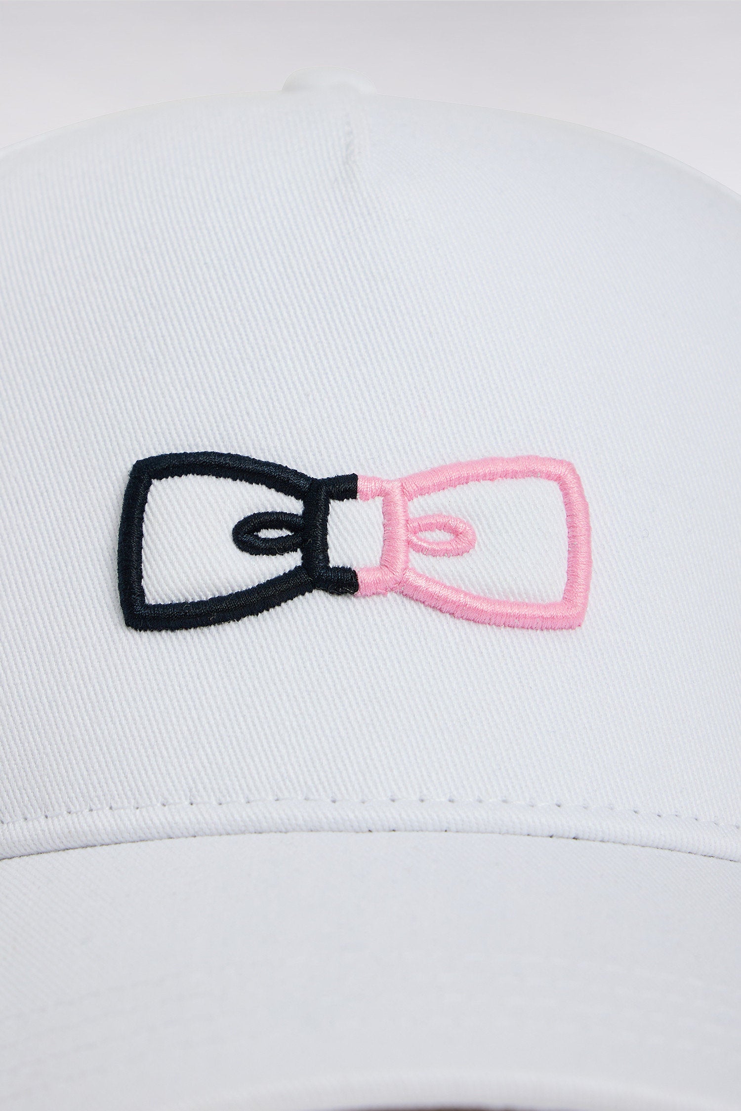 Eden Park_White Cotton Twill Cap with Two-Tone Embroidery_E25CHACA0014_BC_03