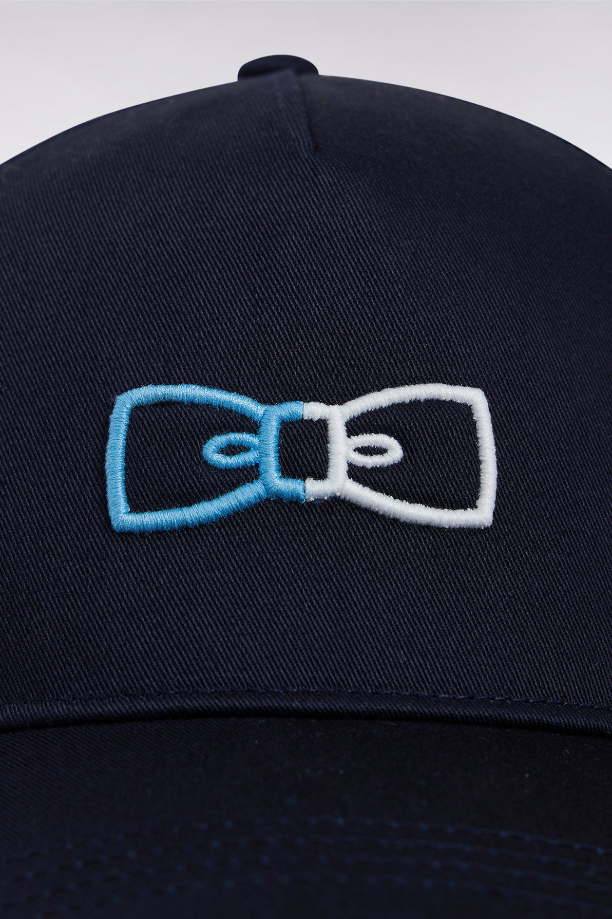 Eden Park_Navy Cotton Twill Cap with Two-Tone Embroidery_E25CHACA0014_BLF_03