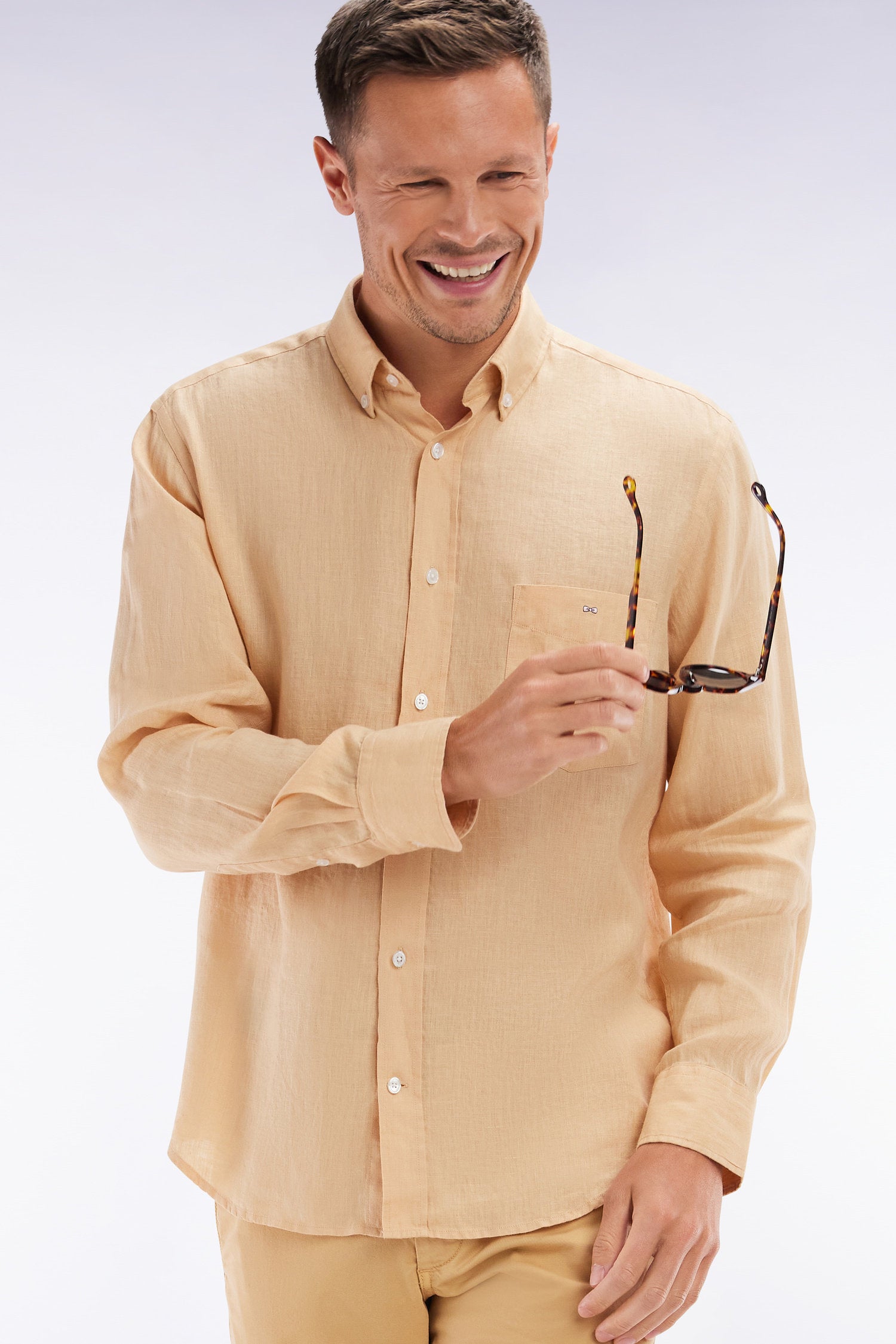 Eden Park_Straight-Fit Camel Linen Shirt_E25CHECL0005_BEM22_03