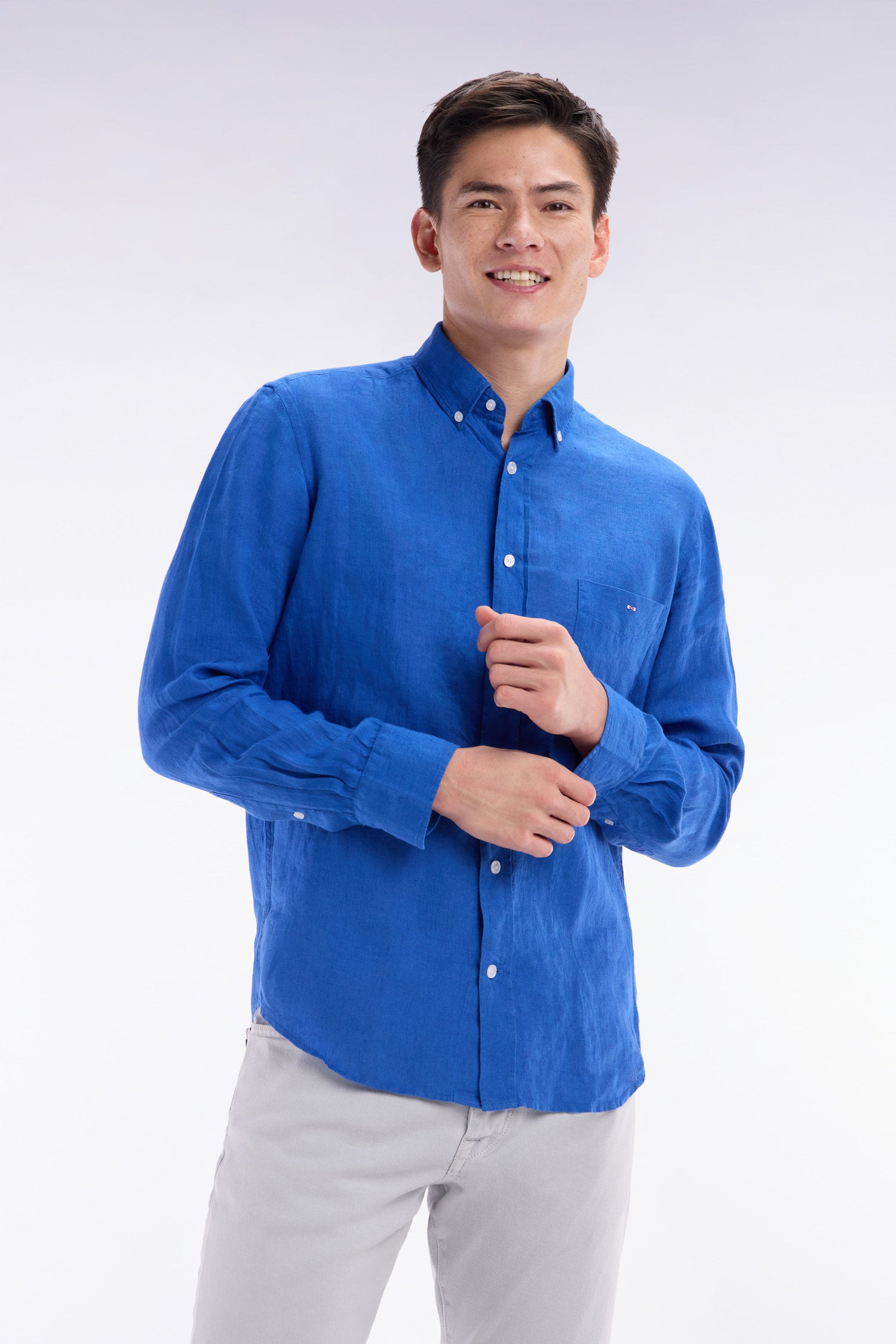 Eden Park_Straight-Fit Blue Linen Shirt_E25CHECL0005_BLM33_02
