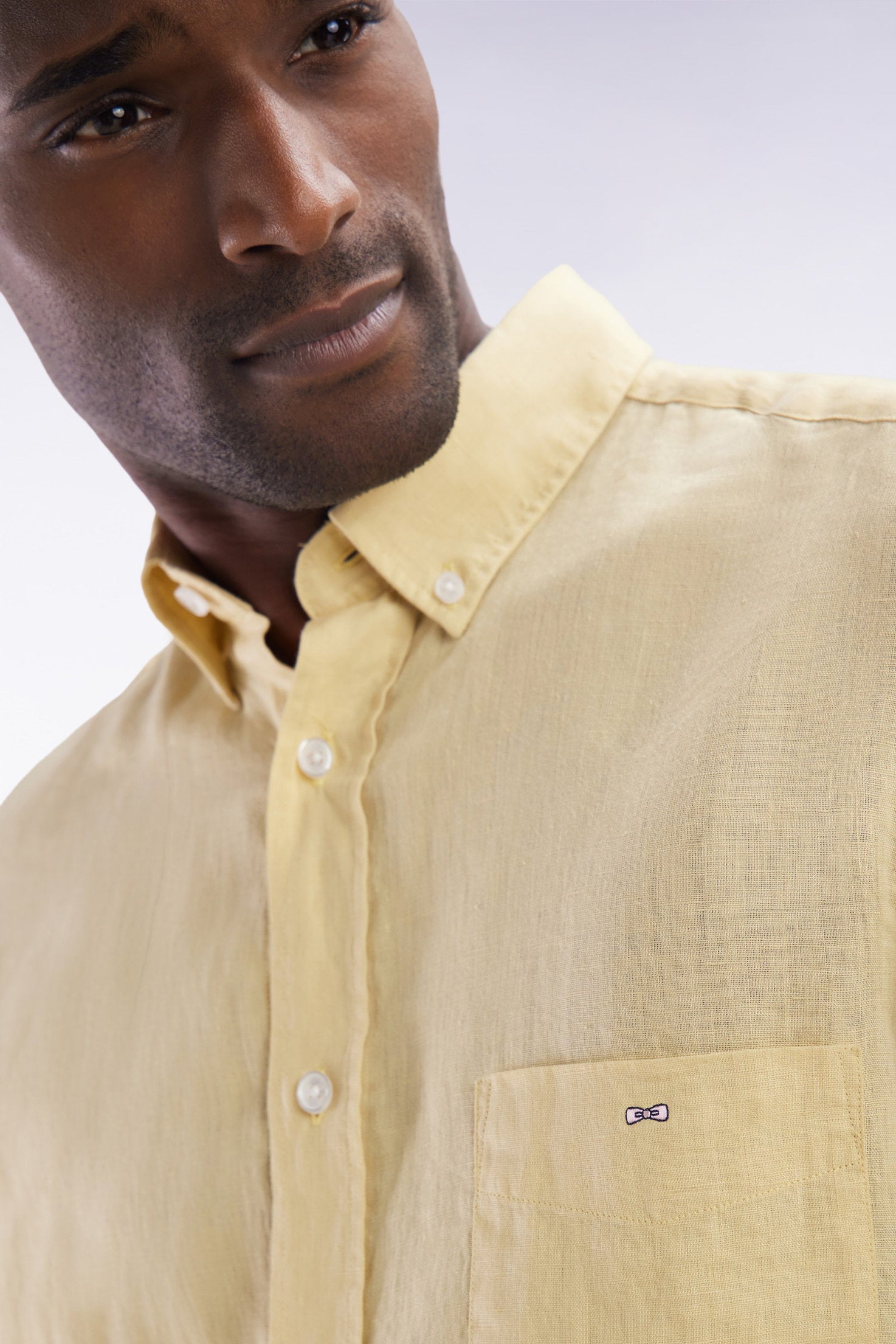 Eden Park_Straight-Fit Ivory Linen Shirt_E25CHECL0005_JAC11_03