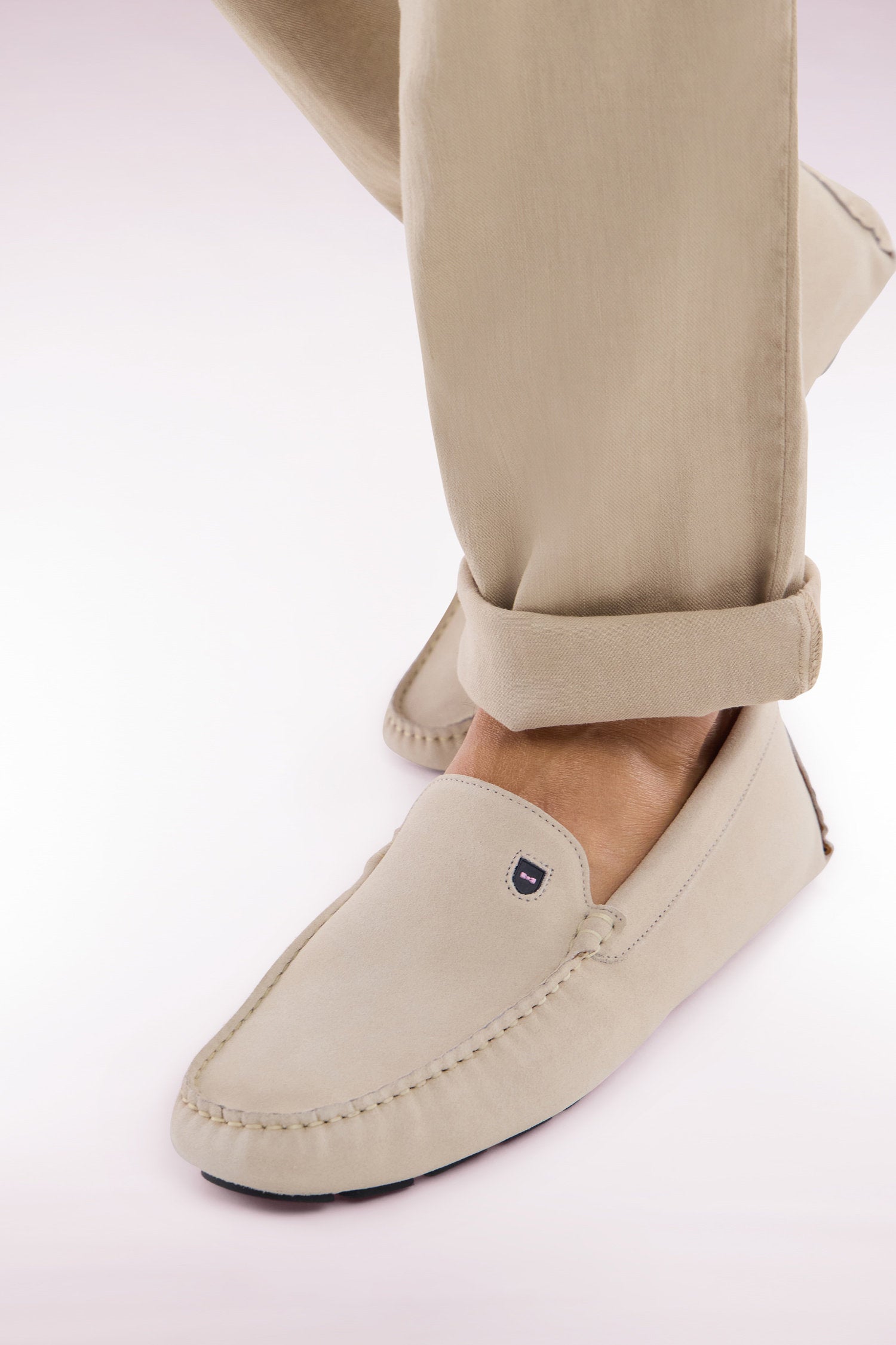Eden Park_Ecru Suede Leather Loafers_E25CHSMO0001_ECC_01