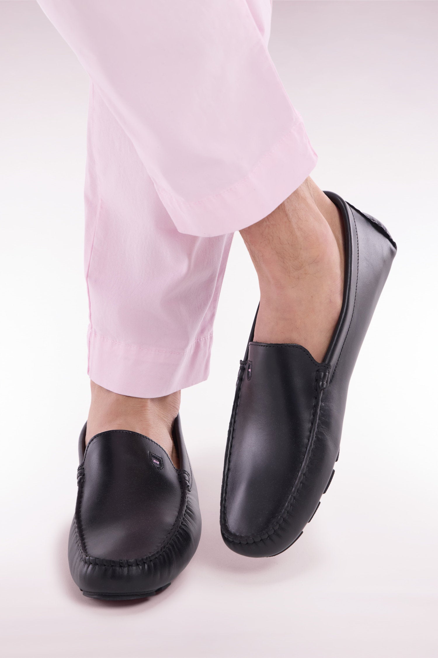 Eden Park_Black Split Leather Loafers_E25CHSMO0004_NO_01
