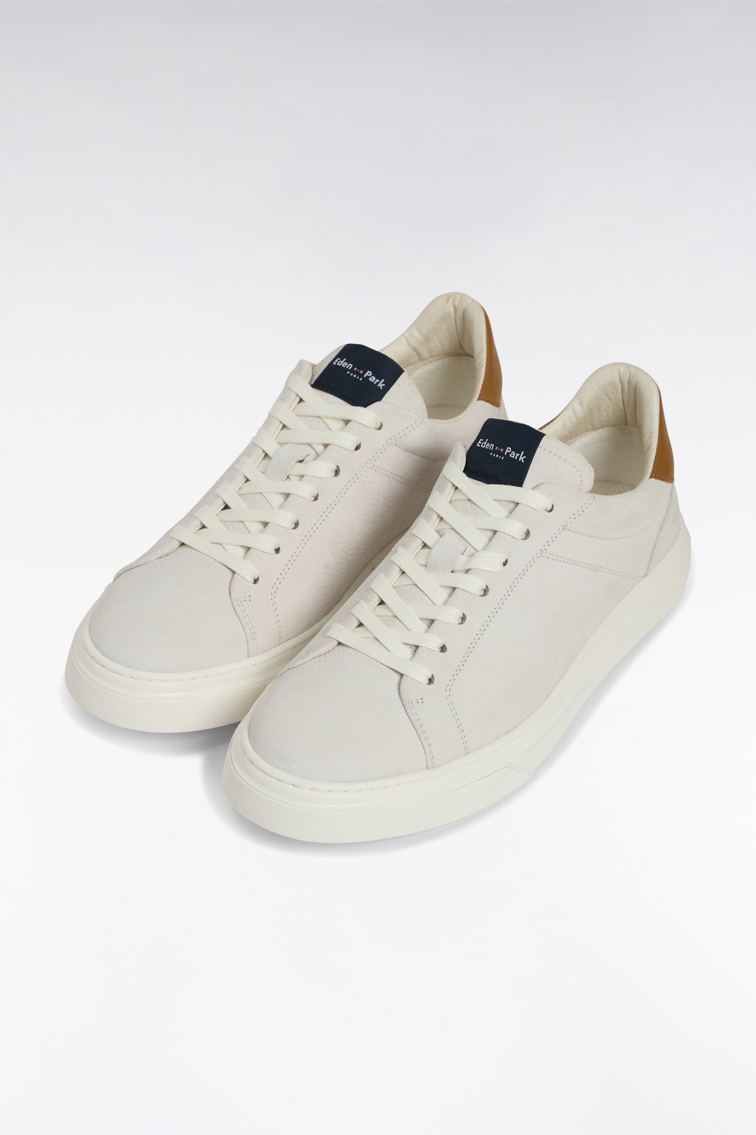 Eden Park_White Leather Low-Top Sneakers_E25CHSTE0003_BC_03