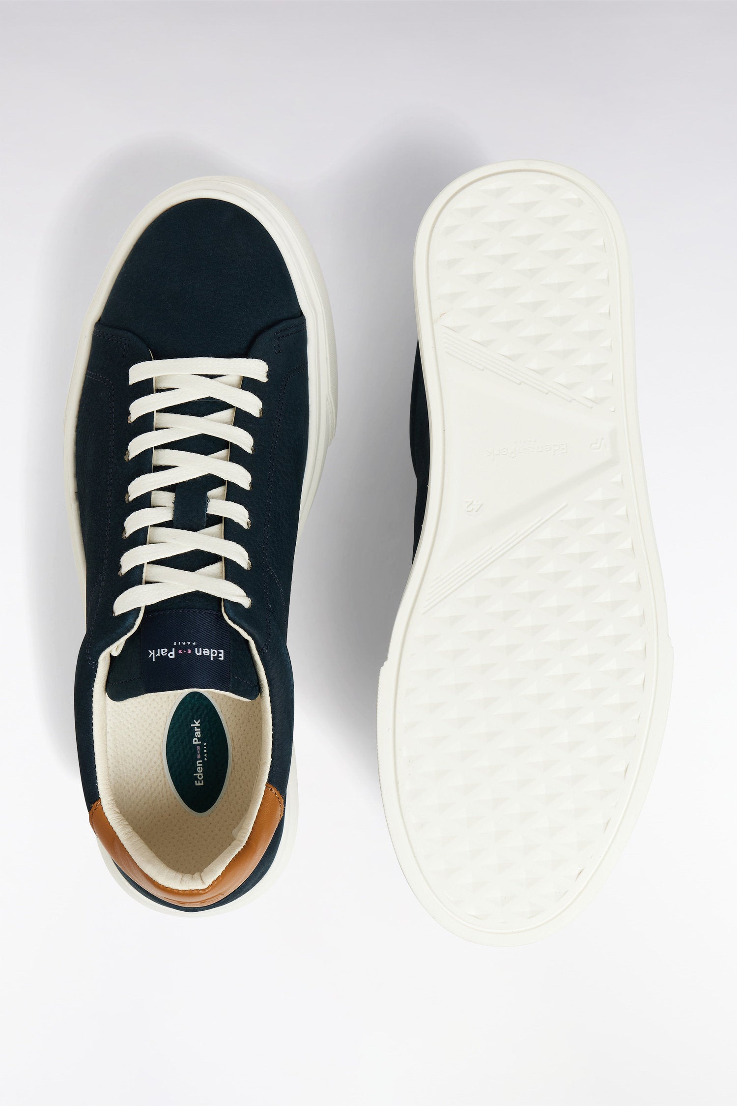 Eden Park_Navy Leather Low-Top Sneakers_E25CHSTE0003_BLF_02