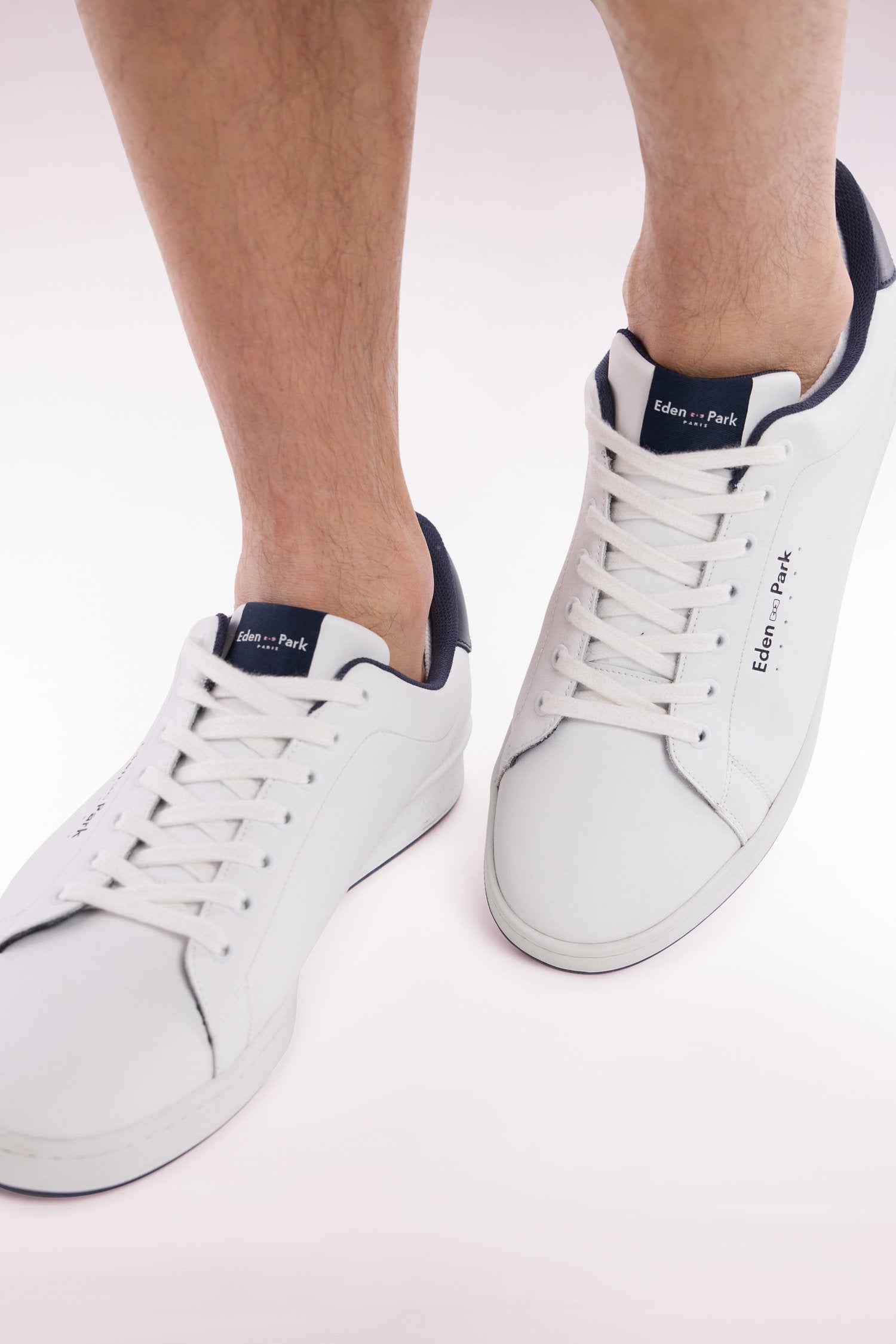 Eden Park_White Leather Low-Top Sneakers_E25CHSTE0005_BC_01