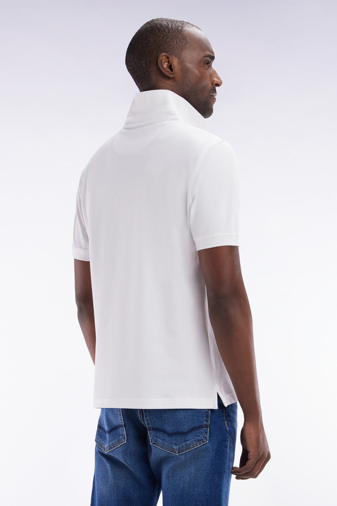 Eden Park_Slim-Fit Short-Sleeved Polo Shirt in White Stretch Cotton PiquŽ_E25MAIPC0001_BC_02