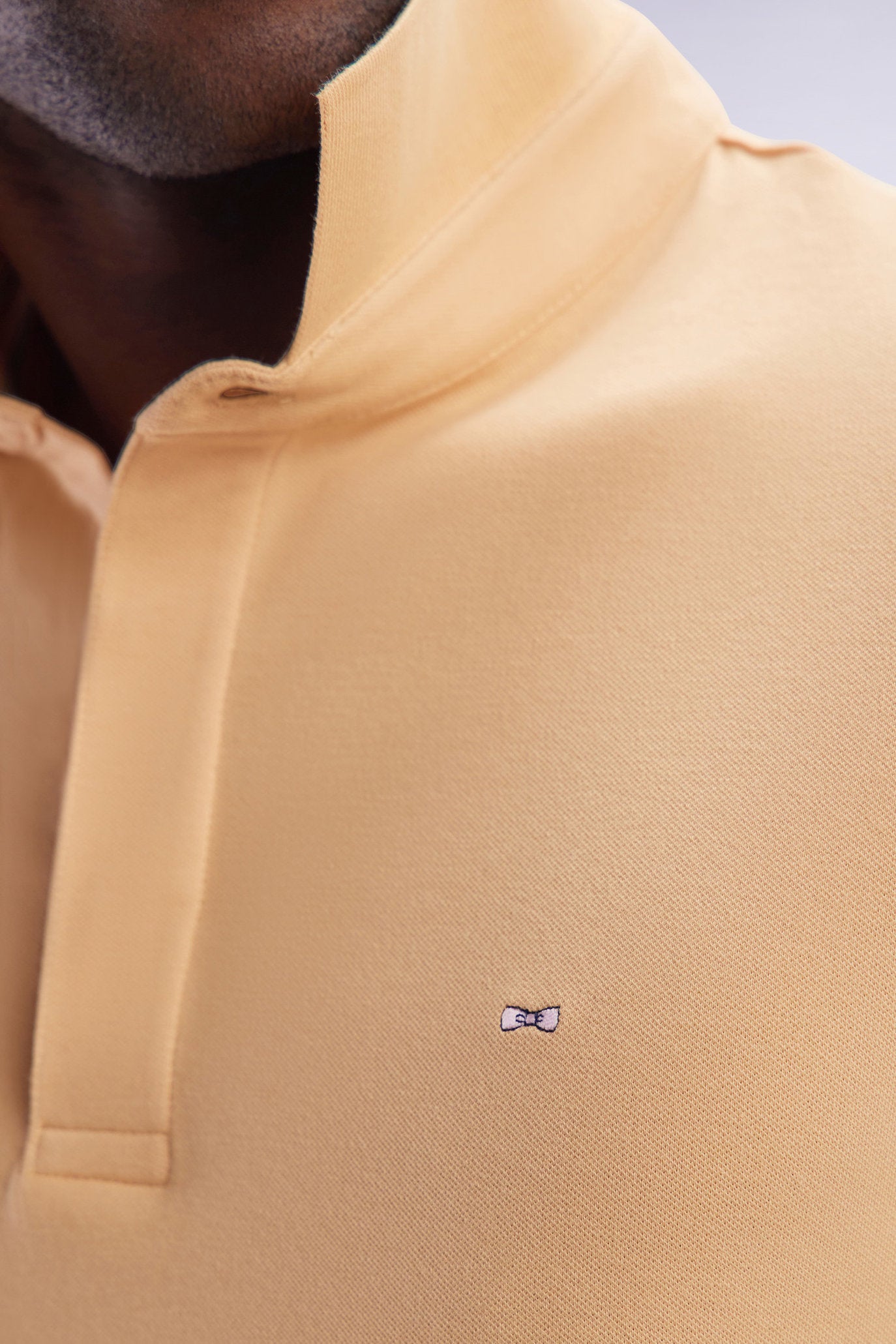 Eden Park_Slim-Fit Short-Sleeved Polo Shirt in Camel Stretch Cotton PiquŽ_E25MAIPC0001_BEM22_03