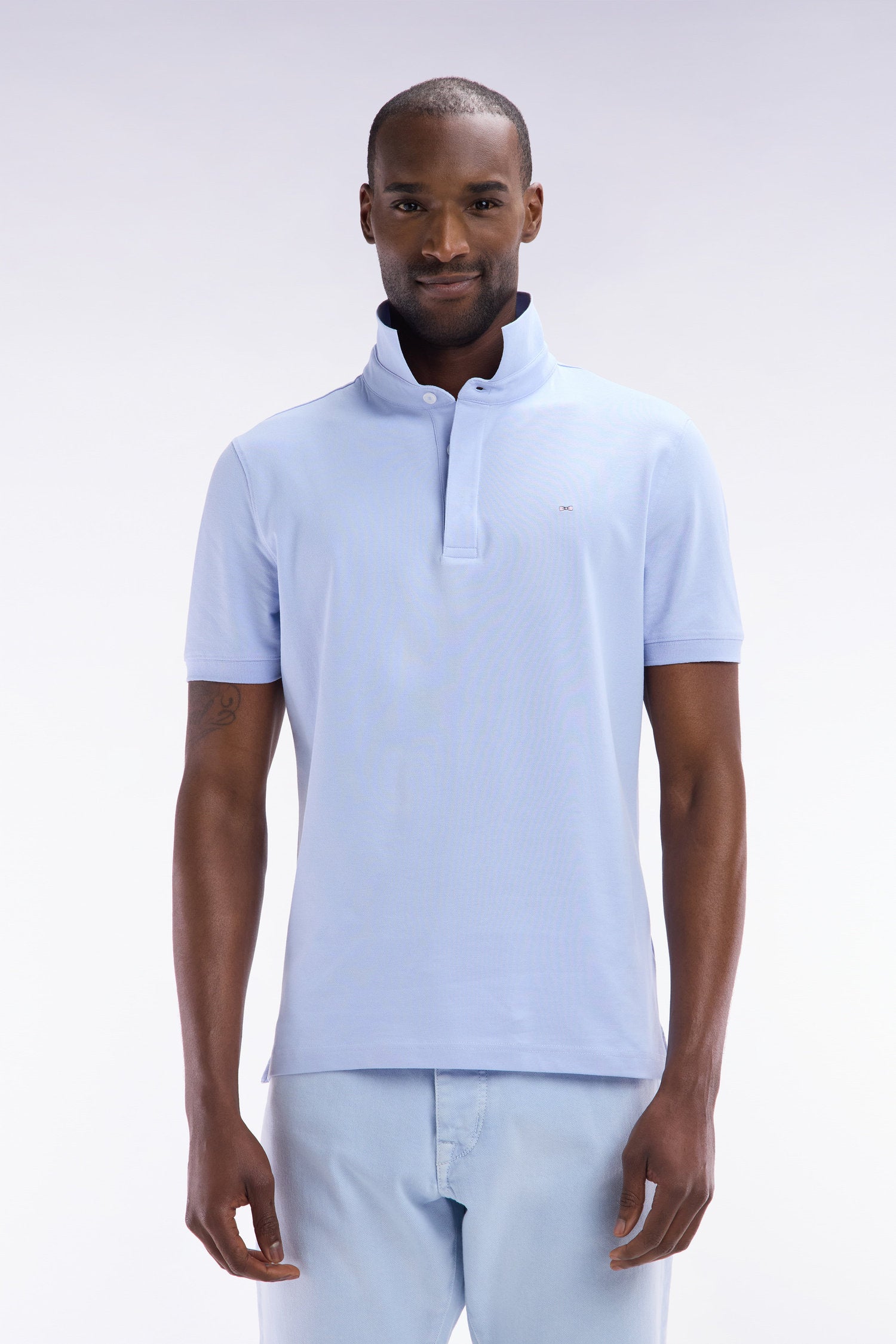 Eden Park_Slim-Fit Short-Sleeved Polo Shirt in Light Grey Stretch Cotton PiquŽ_E25MAIPC0001_BLC6_01