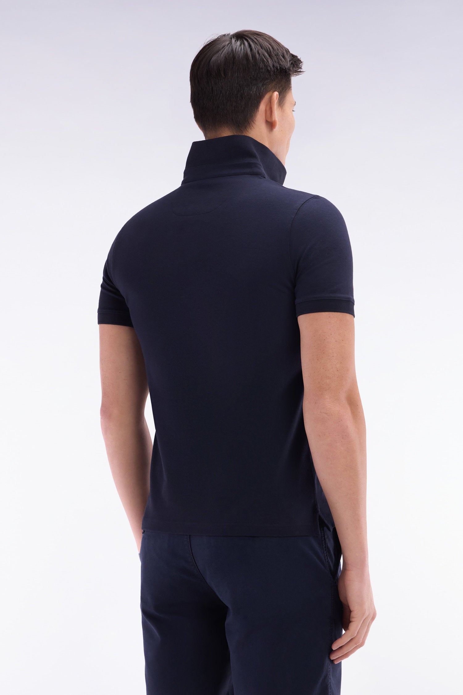 Eden Park_Slim-Fit Short-Sleeved Polo Shirt in Navy Stretch Cotton PiquŽ_E25MAIPC0001_BLF_02