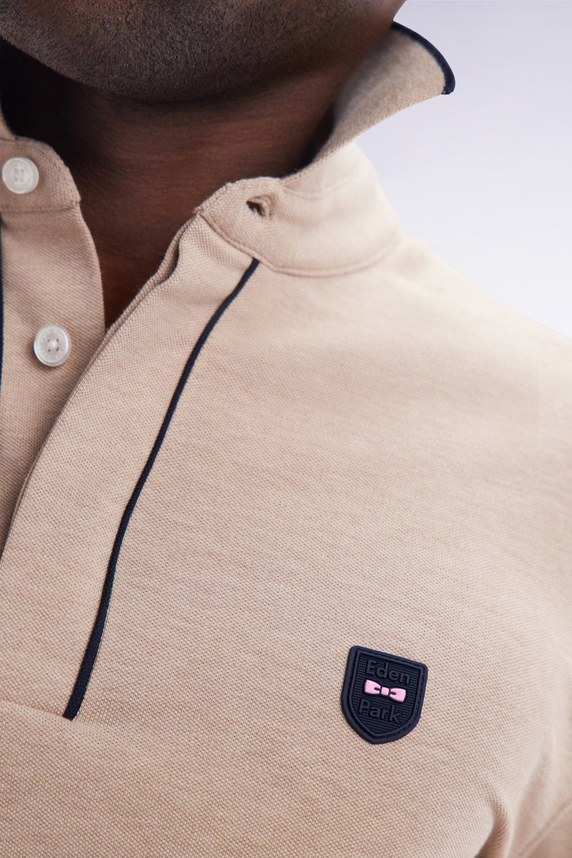 Eden Park_Slim-Fit Short-Sleeved Polo Shirt in Beige Stretch Cotton PiquŽ_E25MAIPC0011_BEC13_03