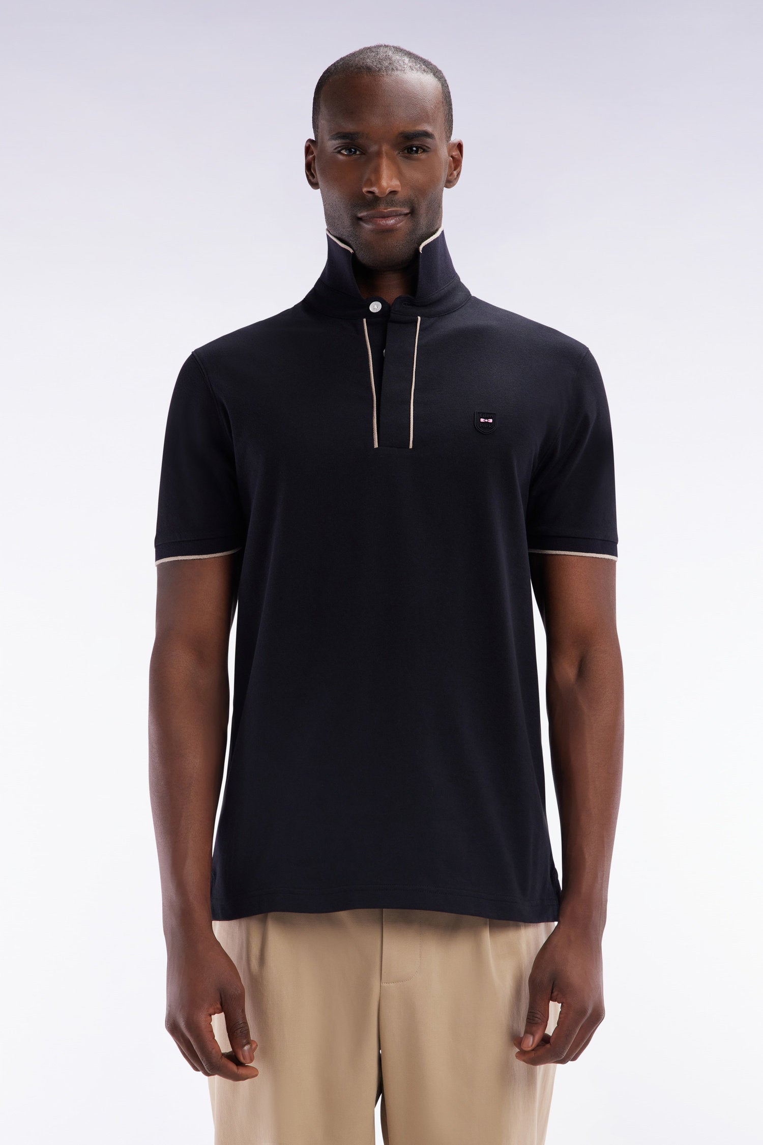 Eden Park_Slim-Fit Short-Sleeved Polo Shirt in Black Stretch Cotton PiquŽ_E25MAIPC0011_NO_01