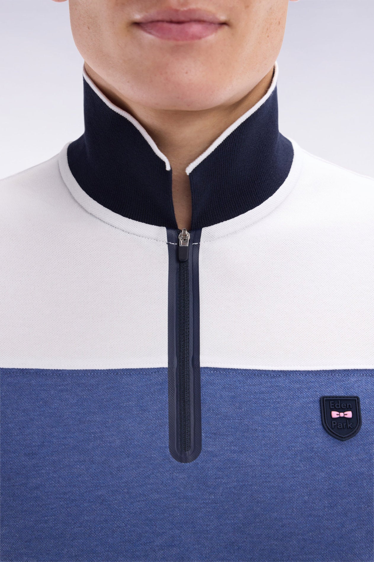 Eden Park_Slim-Fit Short-Sleeved Polo Shirt in Grey Stretch Mottled Cotton PiquŽ with Contrasting Accents_E25MAIPC0013_BLM30_03