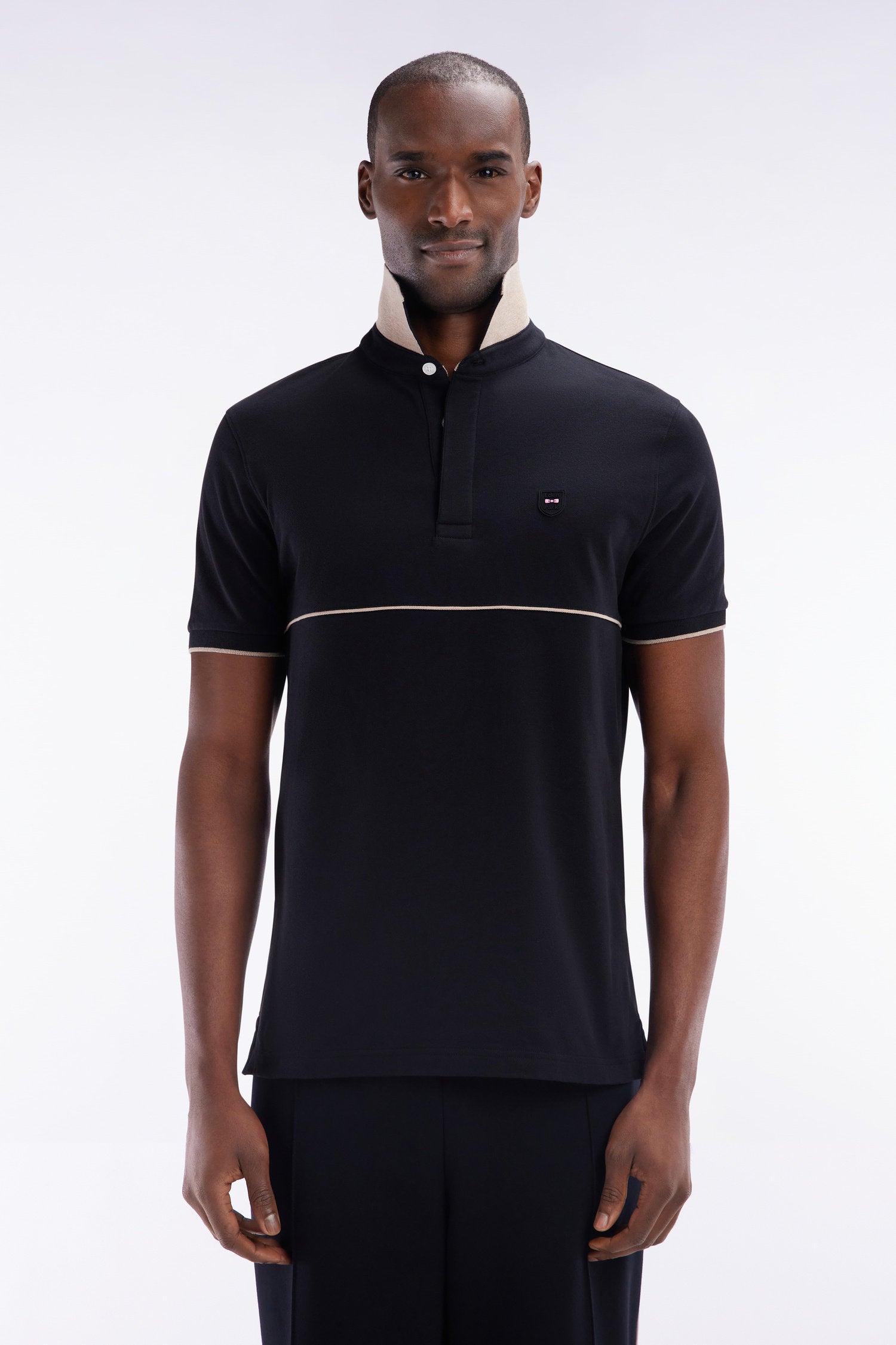 Eden Park_Slim-Fit Two-Tone Black Stretch Cotton Short-Sleeved Polo Shirt_E25MAIPC0015_NO_01