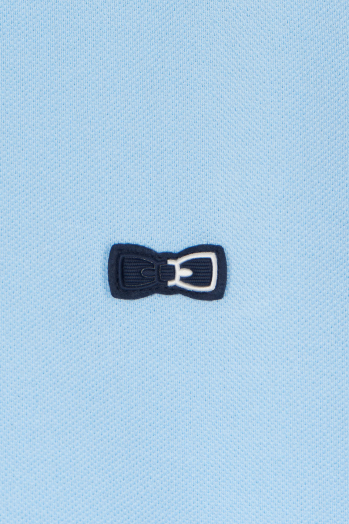 Eden Park_Relaxed-Fit Short-Sleeved Polo Shirt in Sky Blue Cotton with Piped Collar_E25MAIPC0020_BLM_05