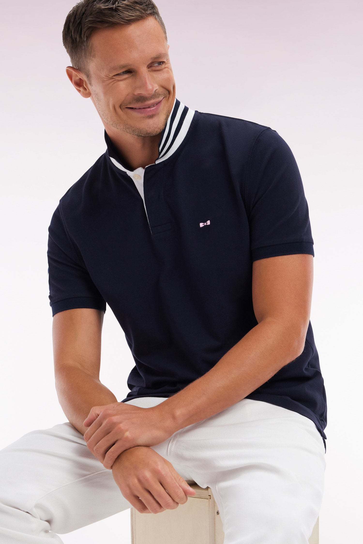 Eden Park_Straight-Fit Short-Sleeved Polo Shirt in Navy Cotton PiquŽ with 10 Sleeves Embroidery_E25MAIPC0031_BLF_03