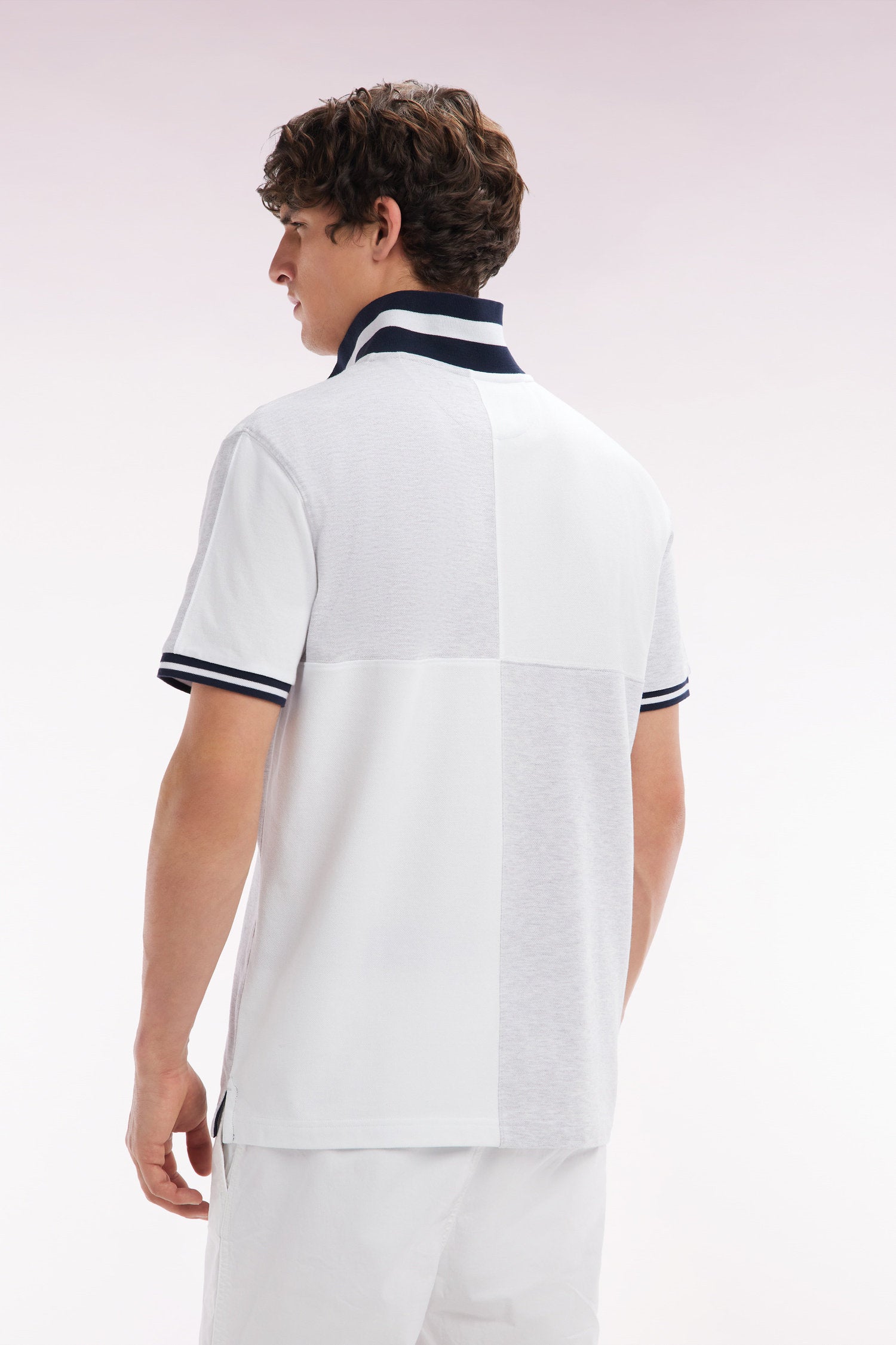 Eden Park_Relaxed-Fit Barbarian Short-Sleeved Polo Shirt in Grey Cotton_E25MAIPC0039_GRC10_04