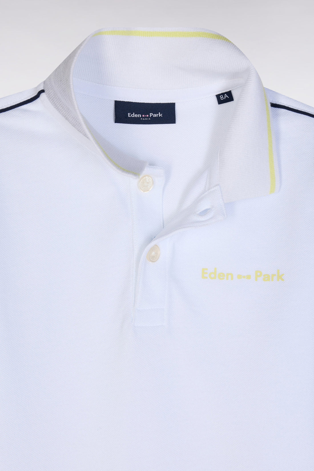 Eden Park_Straight-Fit Short-Sleeved Polo Shirt in White Cotton with Yellow Logo_E25MAIPC0049_BC_02