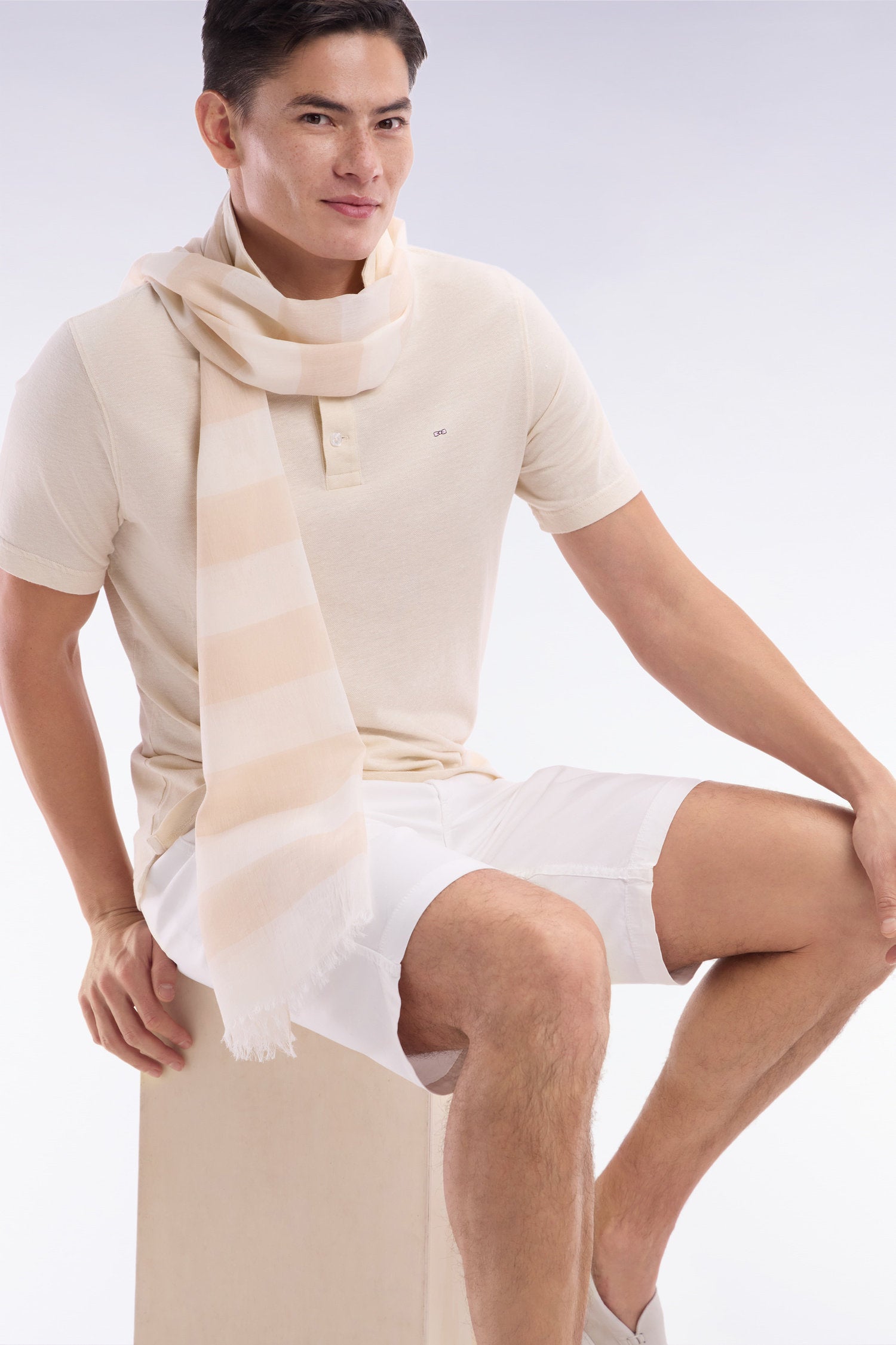 Eden Park_Straight-Fit Short-Sleeved Polo Shirt in Cream Cotton-Linen Blend_E25MAIPC0061_BEC15_03