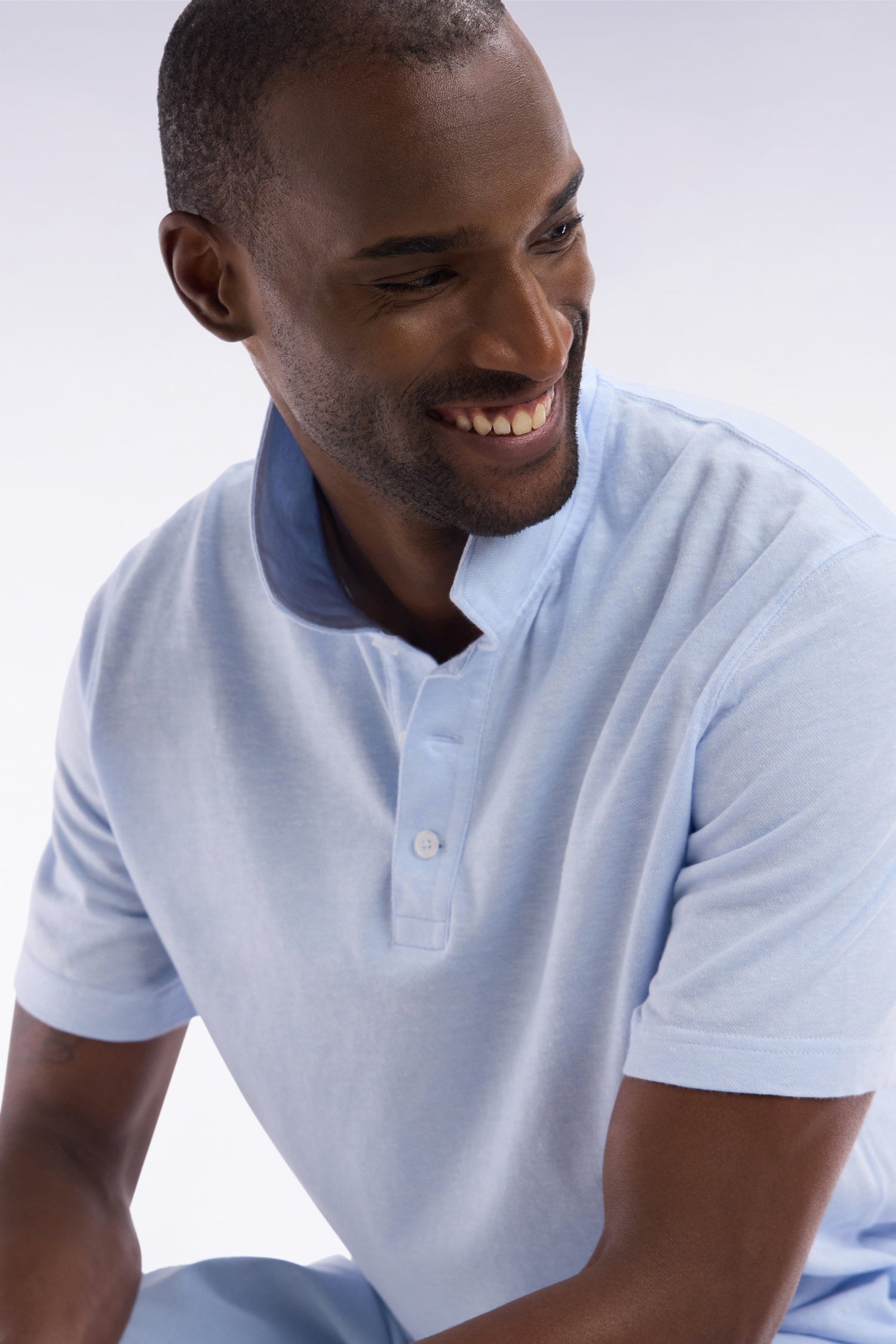 Eden Park_Straight-Fit Short-Sleeved Polo Shirt in Grey Blue Cotton-Linen Blend_E25MAIPC0061_BLC6_03