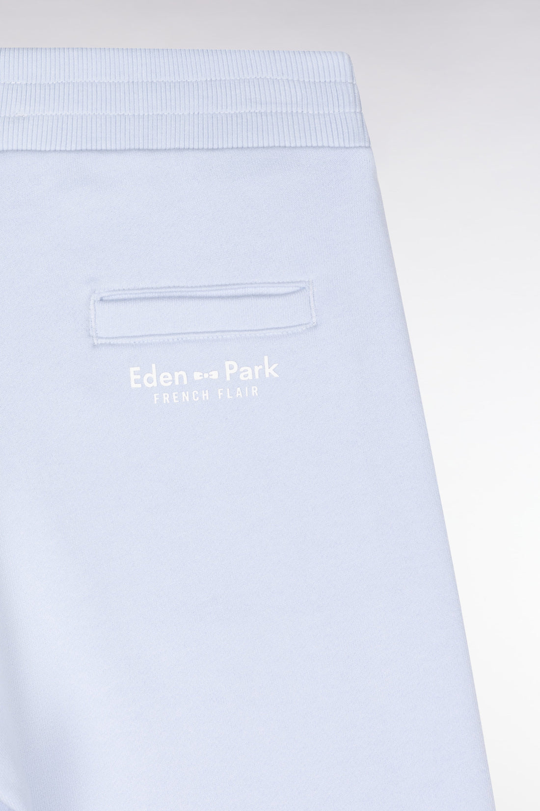 Eden Park_Straight-Fit Sky Blue Cotton Fleece Shorts_E25MAISH0015_BLC25_02