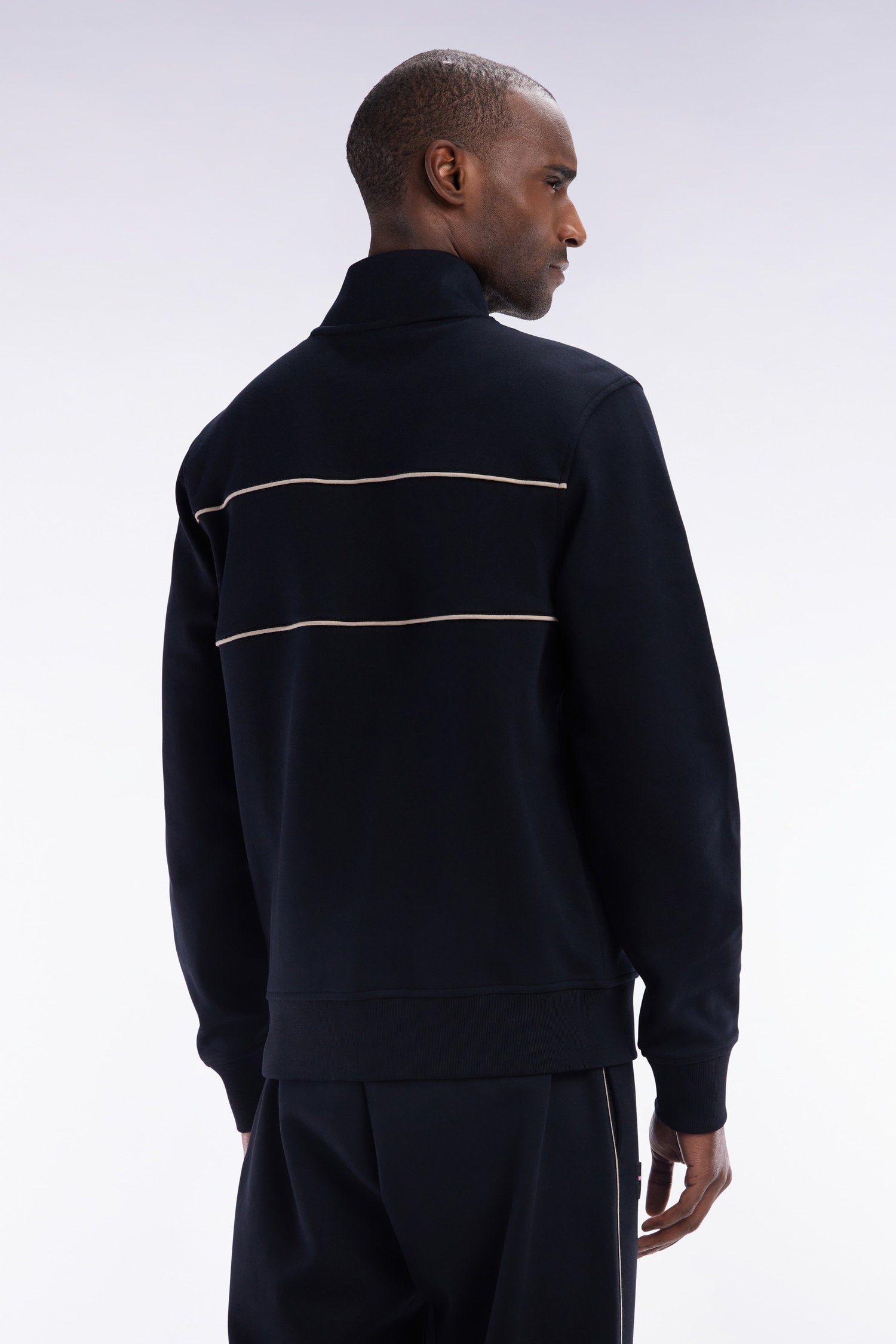 Eden Park_Black Cotton-Blend Zip-Up Sweatshirt_E25MAISW0017_NO_02