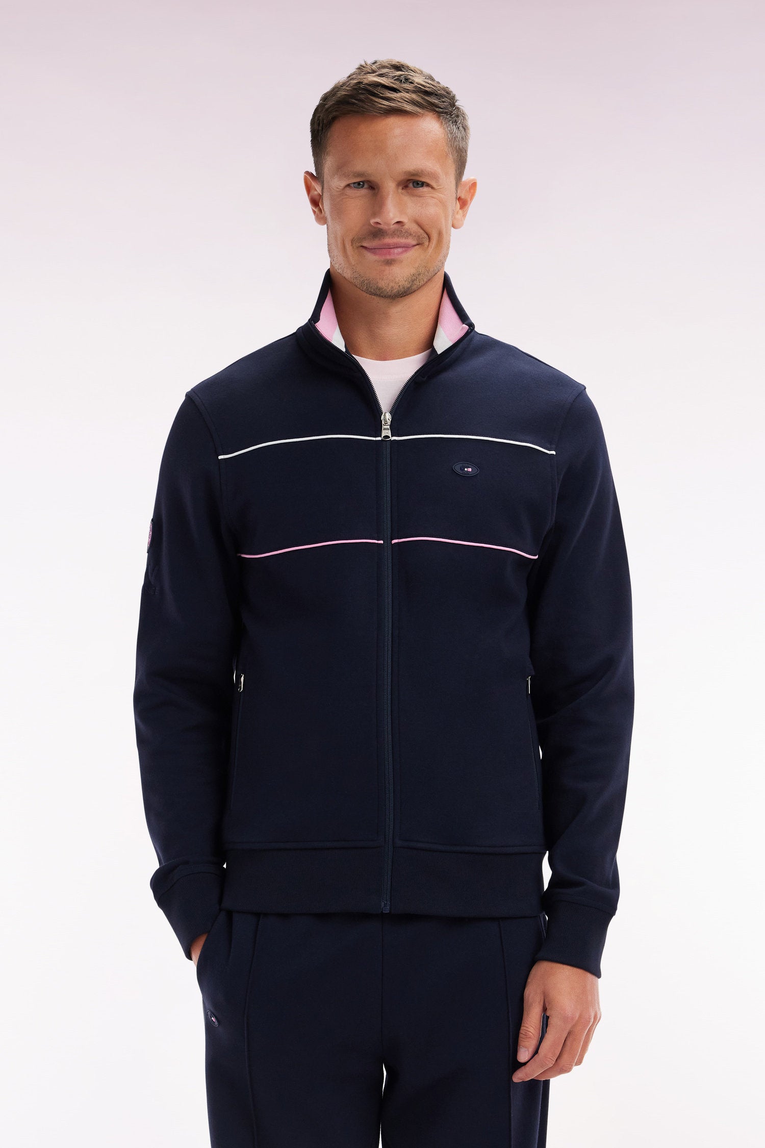 Eden Park_Straight-Fit Zip-Up Sweatshirt in Navy Stretch Cotton with Contrasting Piping_E25MAISW0054_BLF_01
