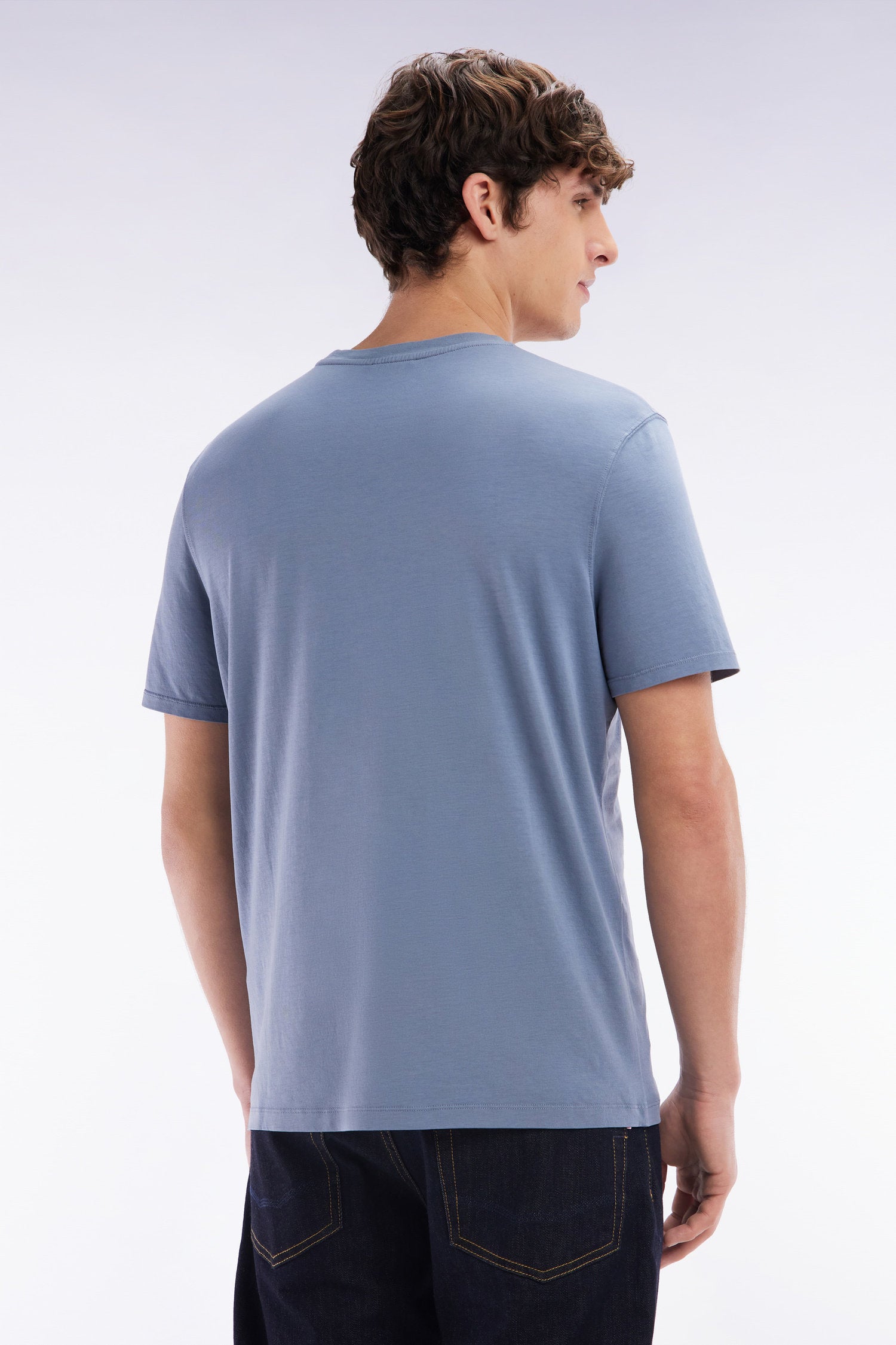 Eden Park_Straight-Fit Grey Short-Sleeved T-Shirt_E25MAITC0001_GRM12_04