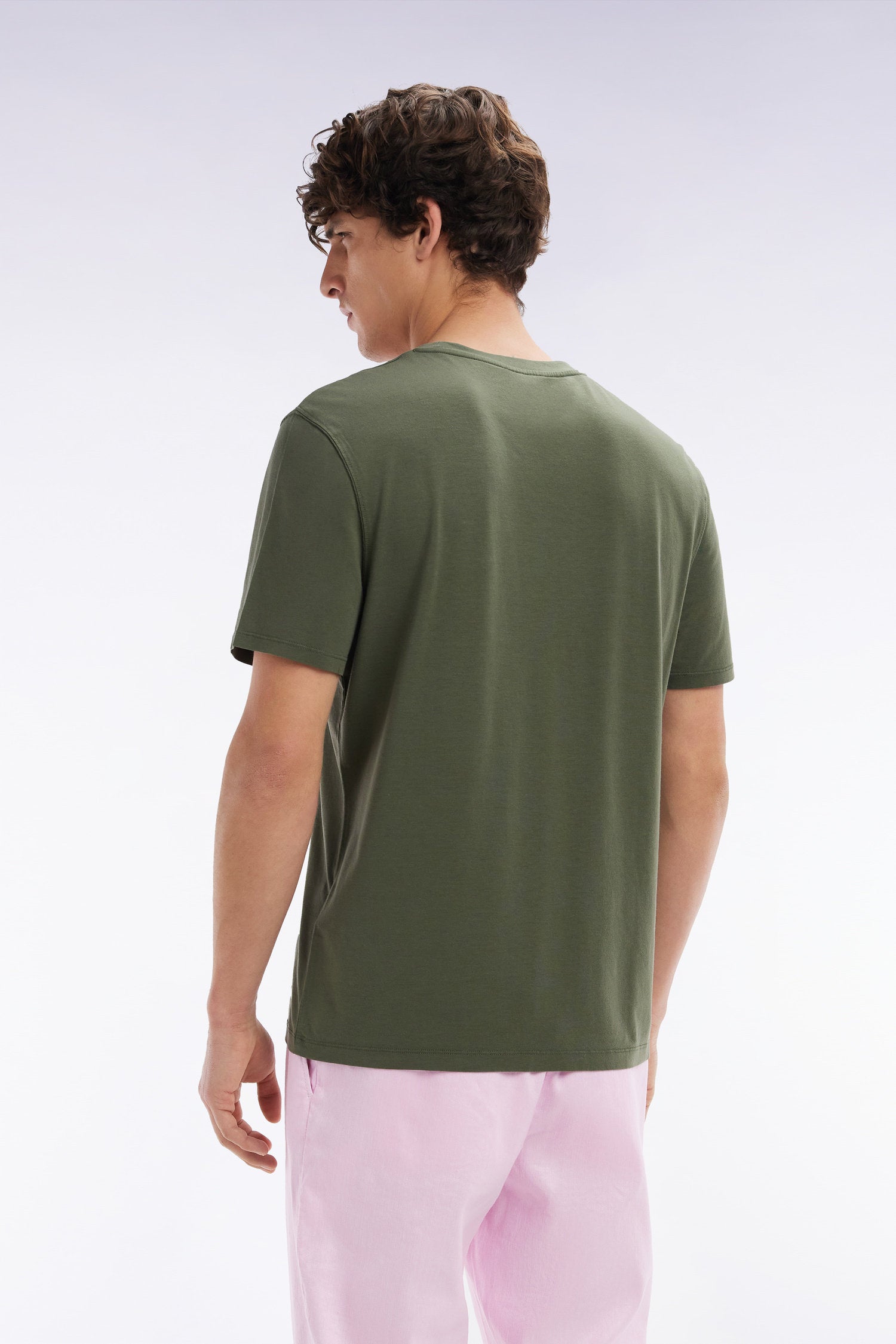 Eden Park_Straight-Fit Khaki Short-Sleeved T-Shirt_E25MAITC0001_KAF5_02