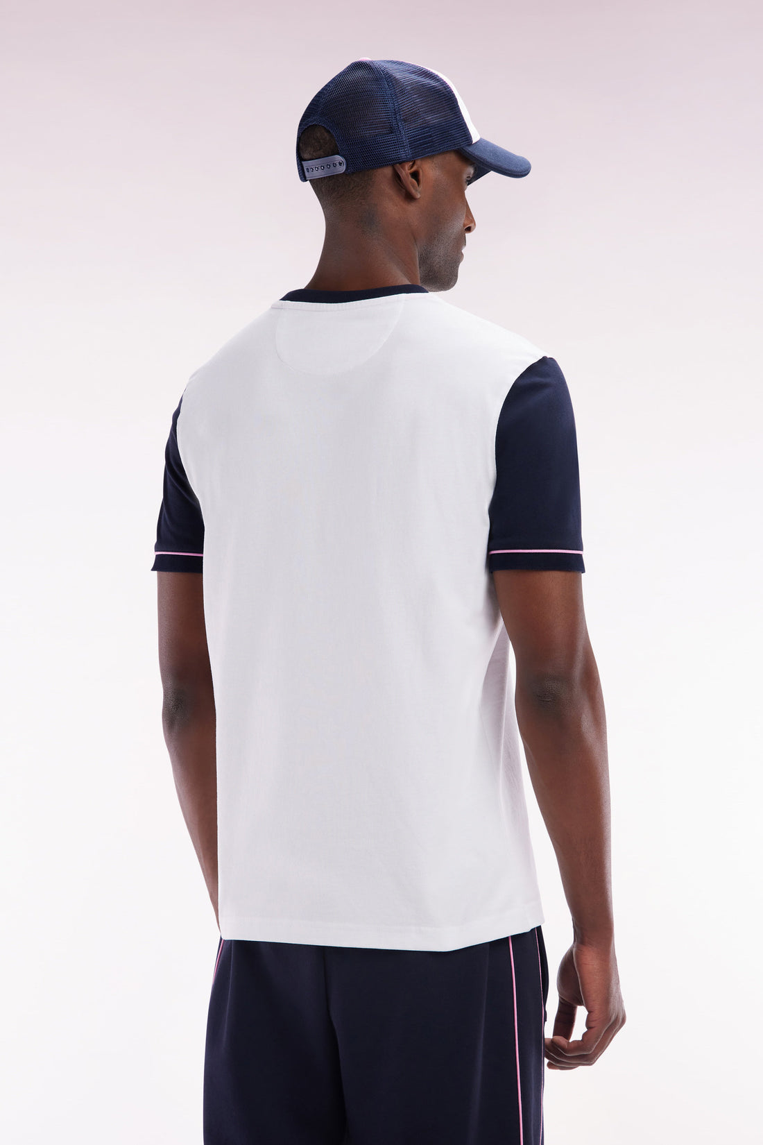Eden Park_Straight-Fit Two-Tone White Cotton T-Shirt with Eden Park French Flair Embroidery_E25MAITC0018_BC_02