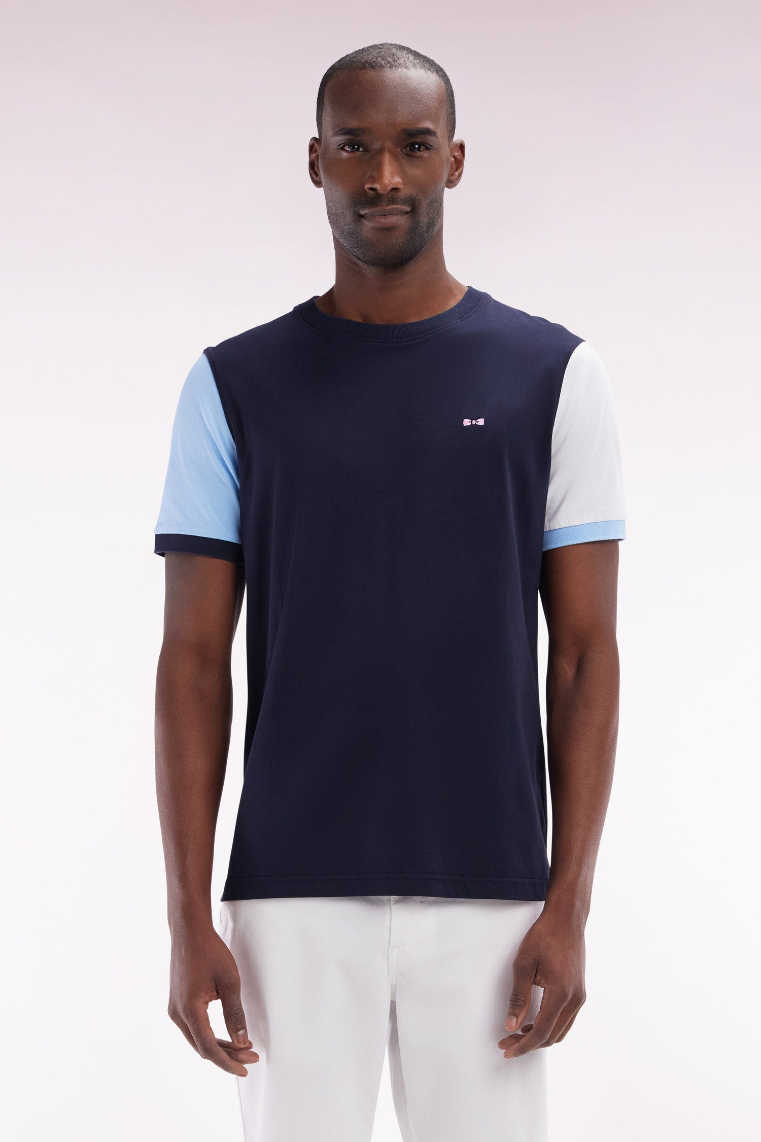 Eden Park_Straight-Fit Colorblock T-Shirt in Navy Cotton with 10 Embroidery_E25MAITC0034_BLF_01