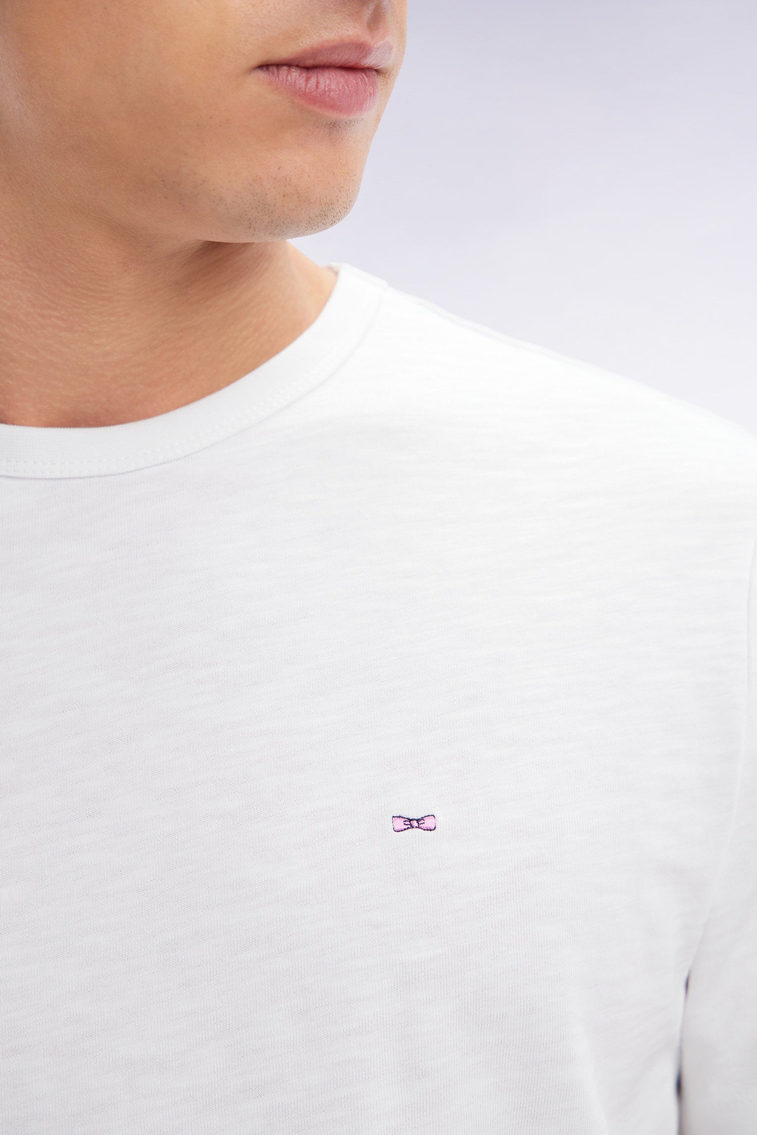 Eden Park_Straight Fit White Slub Cotton Jersey T-Shirt_E25MAITC0079_BC_03