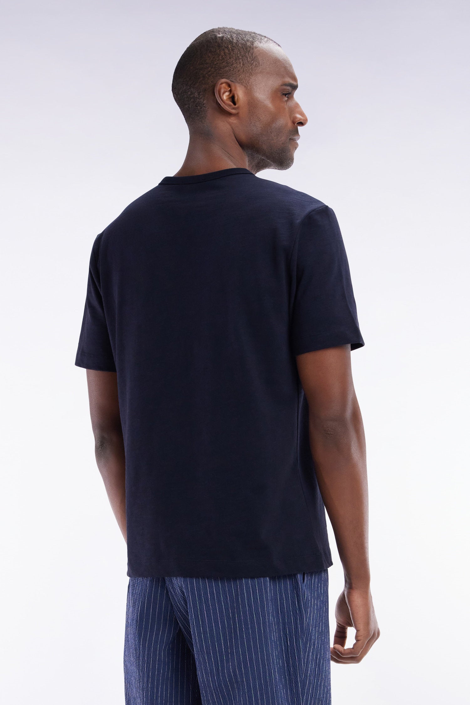 Eden Park_Straight Fit Navy Slub Cotton Jersey T-Shirt_E25MAITC0079_BLF_02