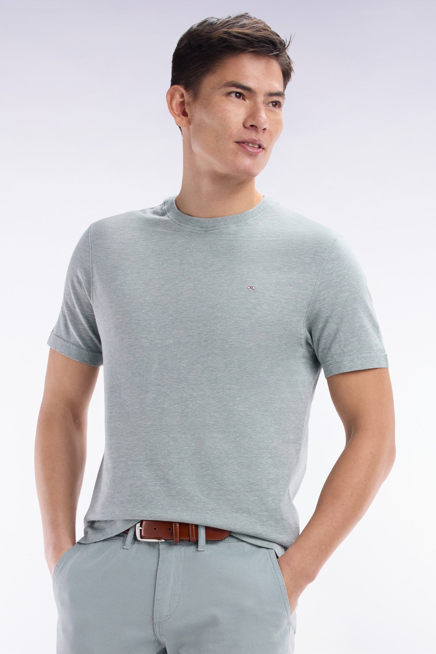 Eden Park_Straight-Fit Medium Grey T-Shirt in Cotton and Linen Blend_E25MAITC0080_GRM26_03